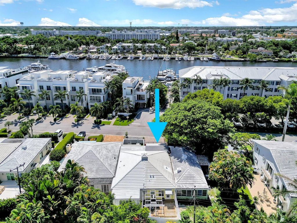 Photo of 121 Macfarlane Drive, Delray Beach, FL 33483 (MLS # R11021607)