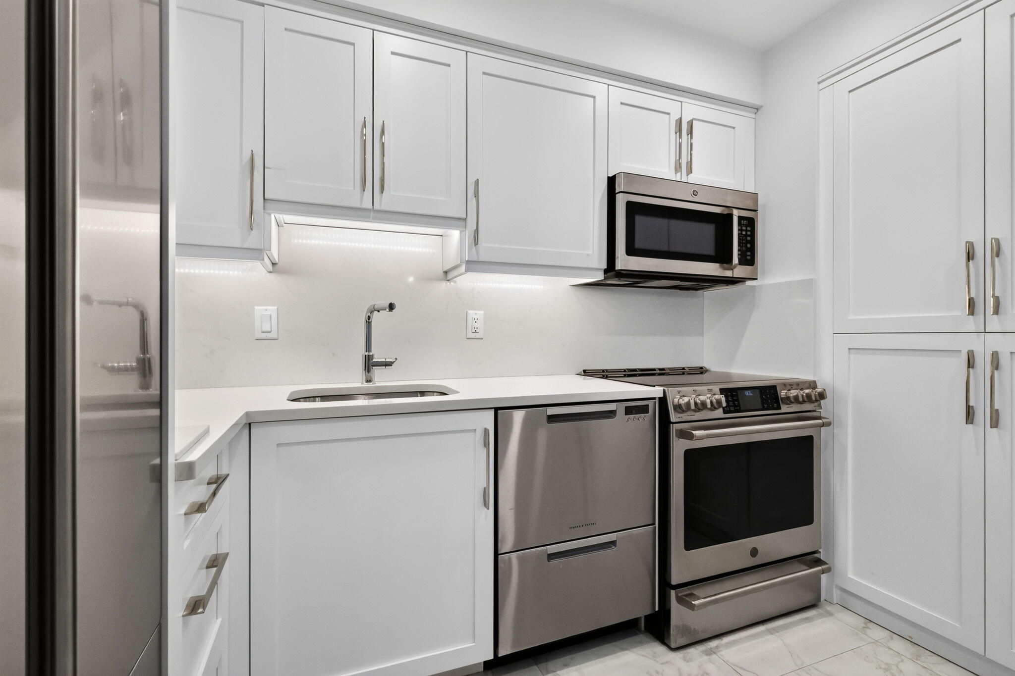2780 S OCEAN Boulevard 607