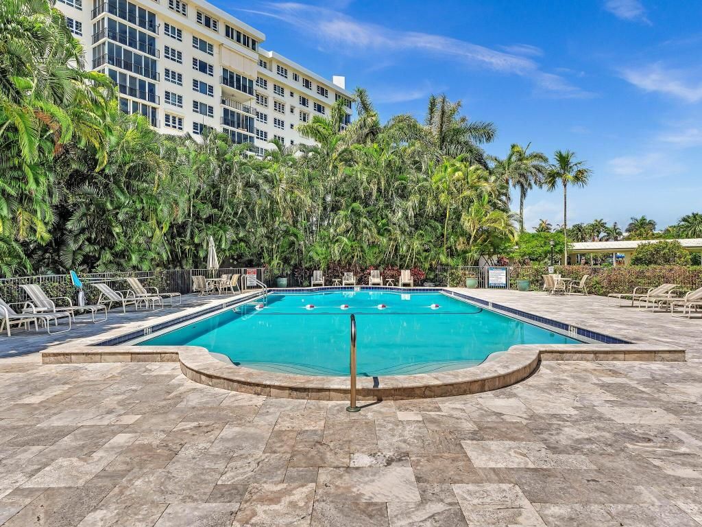 Photo of 1000 Lowry Street #7f, Delray Beach, FL 33483 (MLS # R11032861)