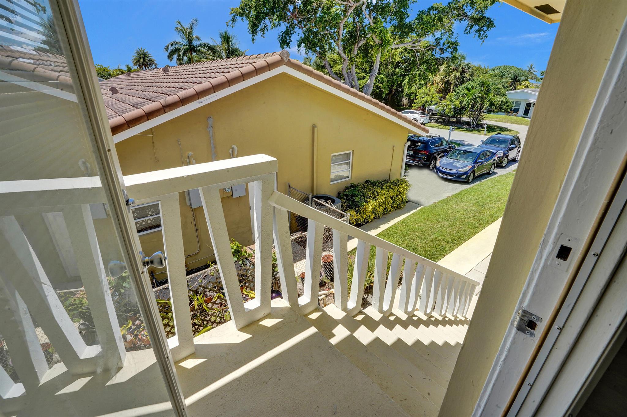 LIGHTHOUSE BAY CONDO - Residential Lease
