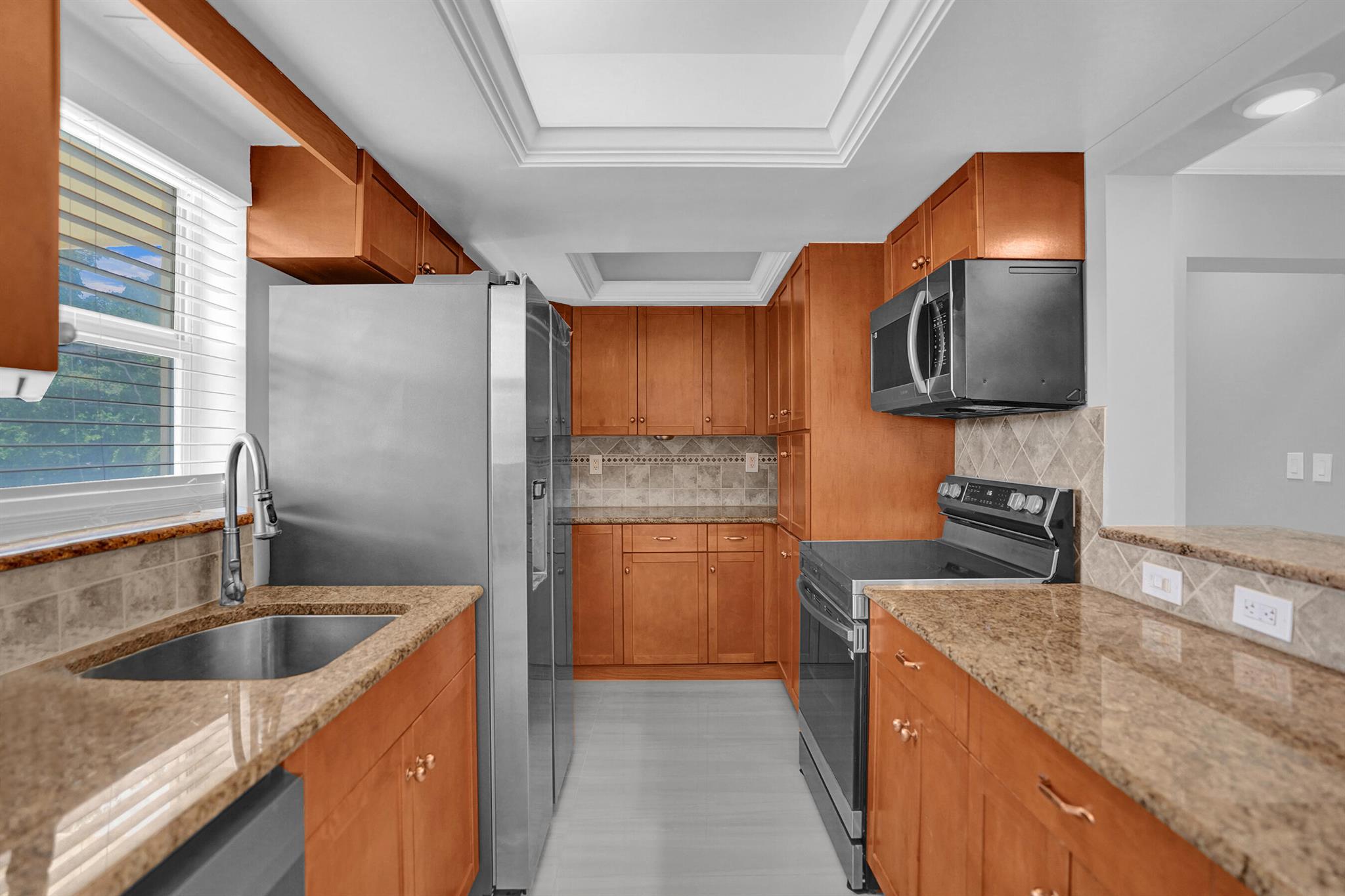 LIGHTHOUSE BAY CONDO - Residential Lease