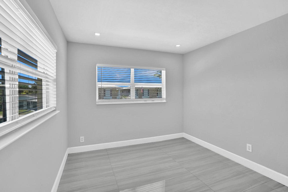 LIGHTHOUSE BAY CONDO - Residential Lease