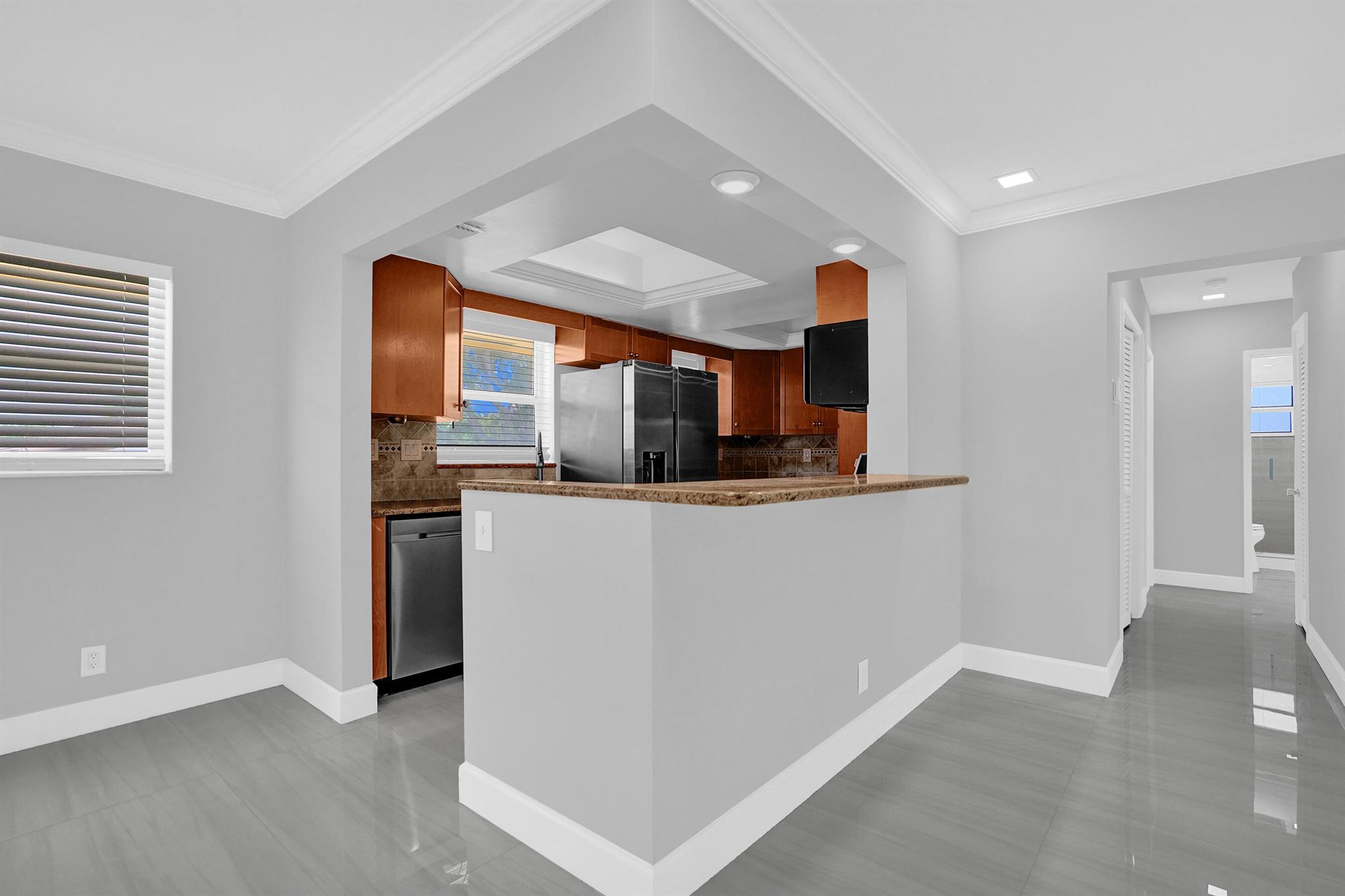 LIGHTHOUSE BAY CONDO - Residential Lease