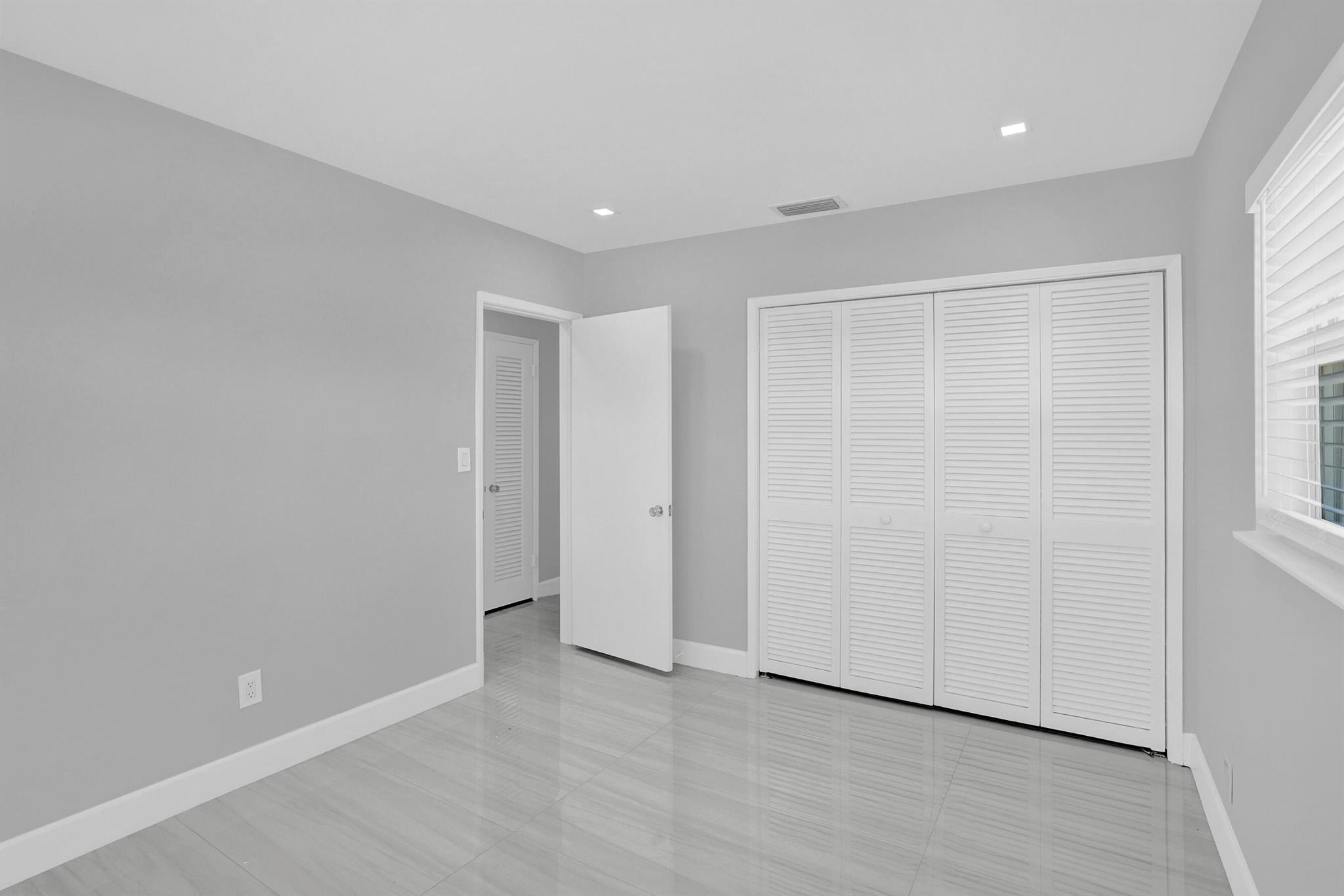 LIGHTHOUSE BAY CONDO - Residential Lease