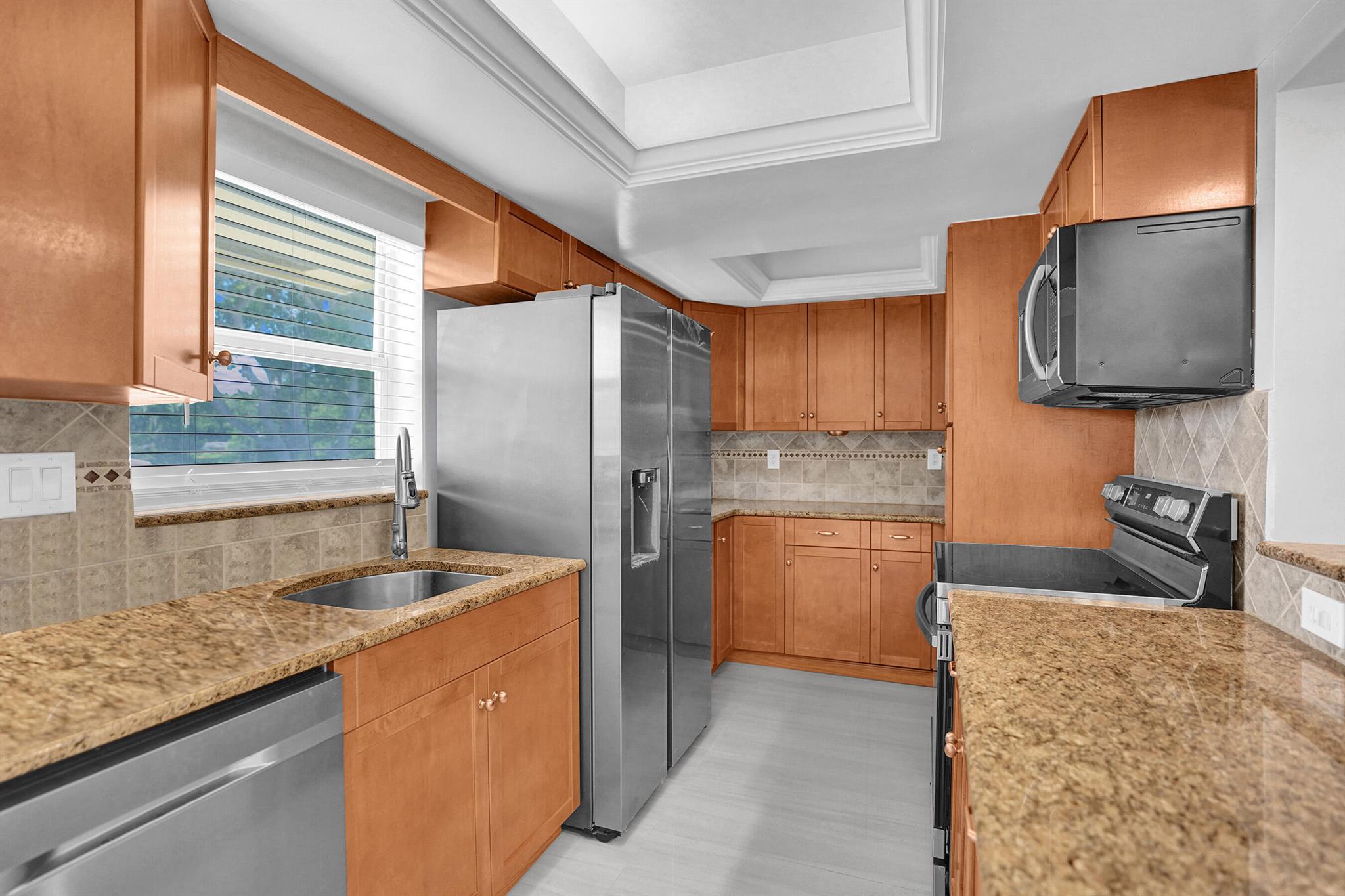 LIGHTHOUSE BAY CONDO - Residential Lease