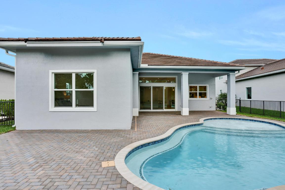 TESORO PLAT NO 15 - Residential