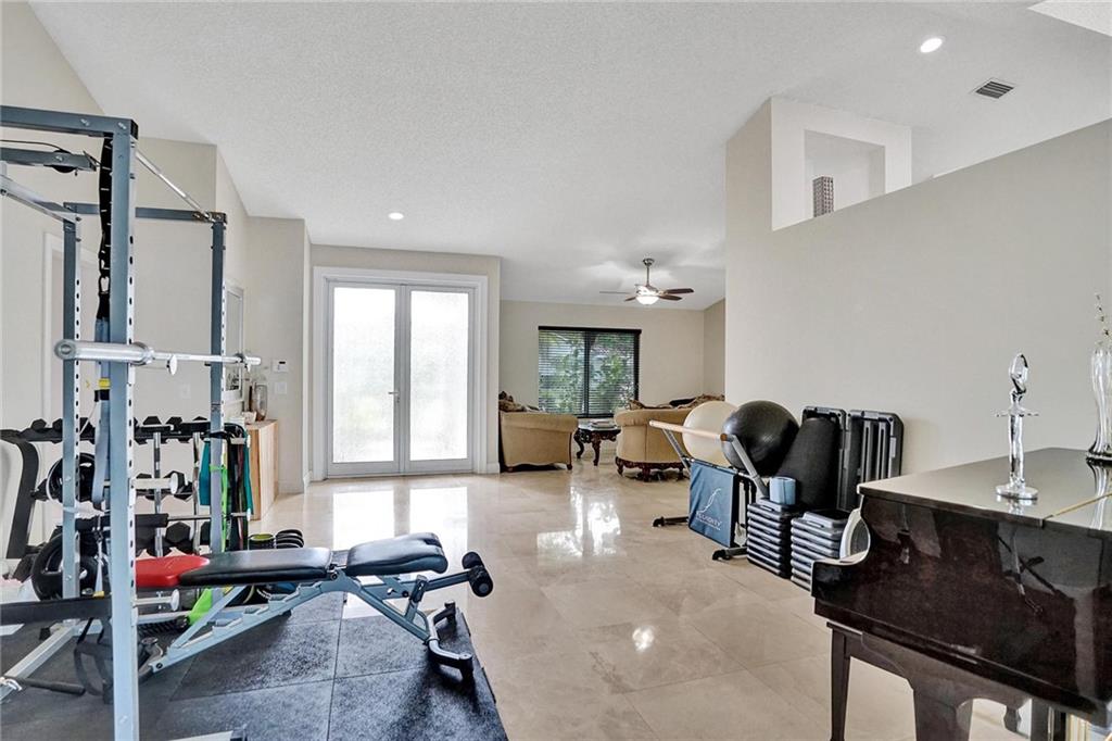 Westport 1st Sec 132-19 B - Residential