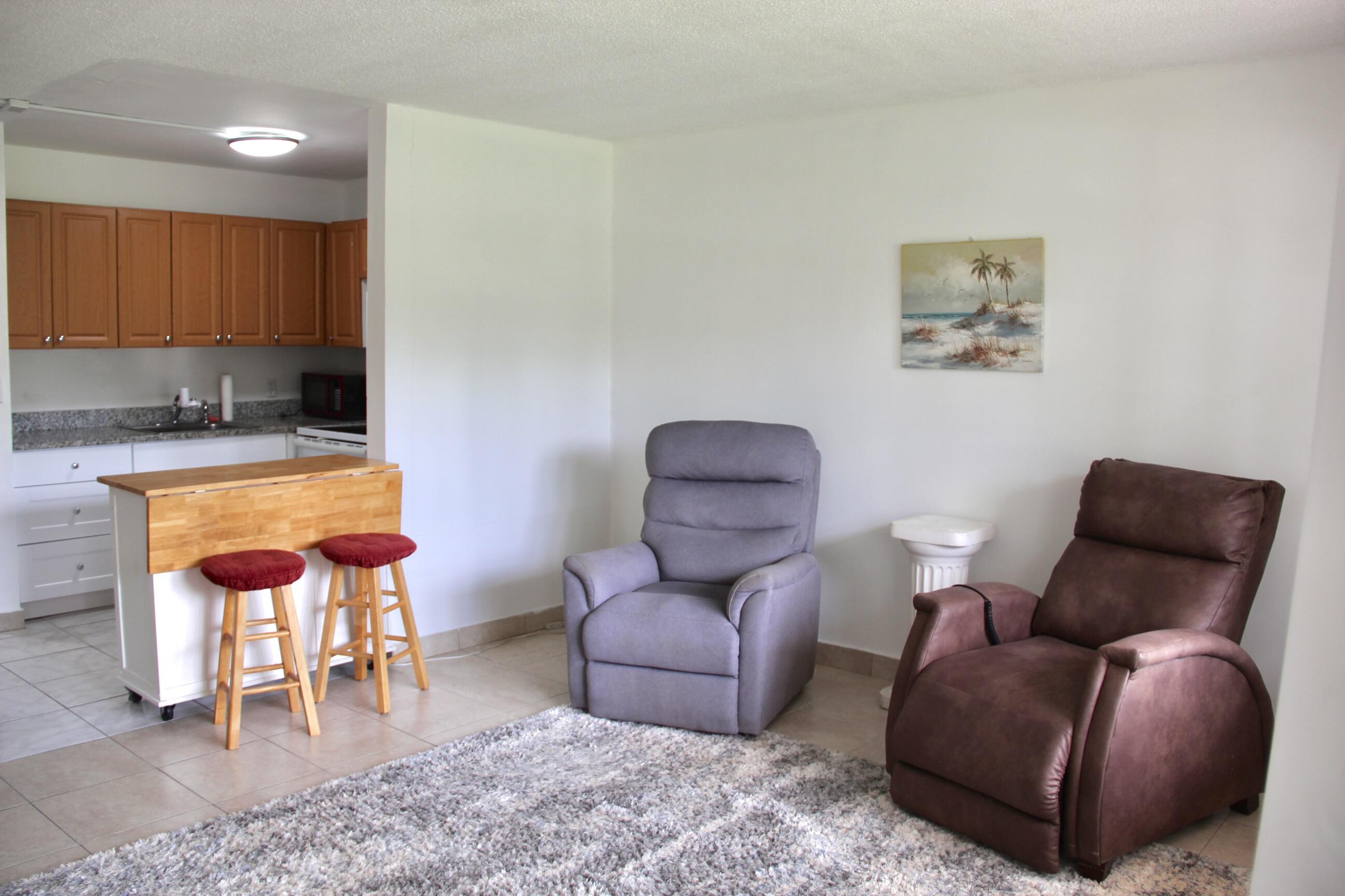 Photo 1 of 16 — 175 Canterbury H 175, West Palm Beach, FL 33417