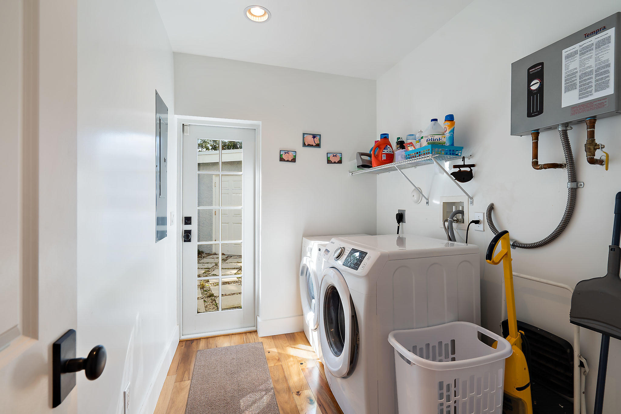 JUNO BEACH 1ST ADD - Residential Lease