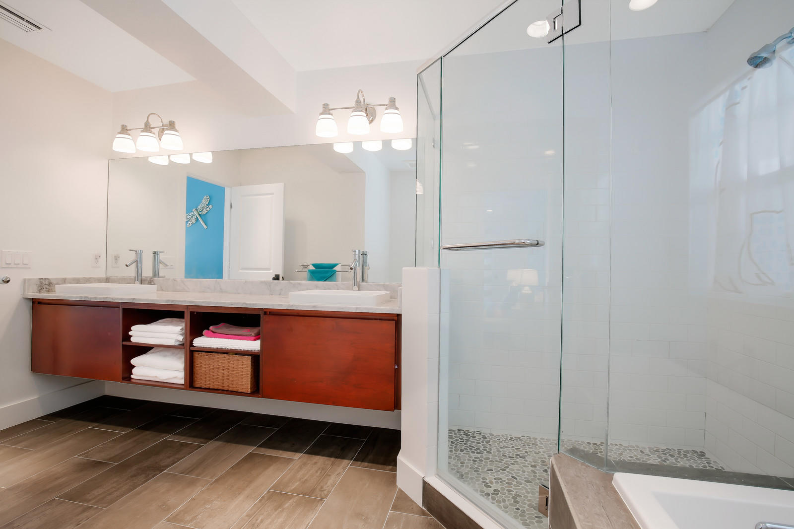 JUNO BEACH 1ST ADD - Residential Lease