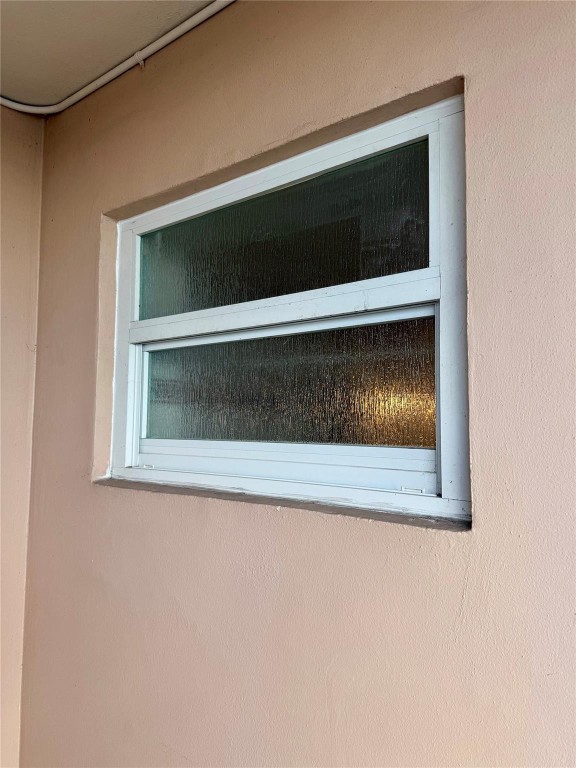 Lauderdale Oaks - Residential