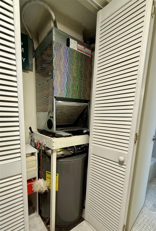 Lauderdale Oaks - Residential