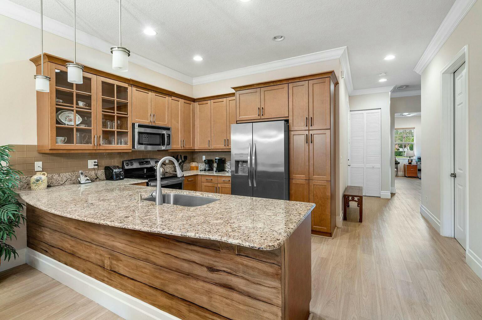 VILLAGGIO ISLES PARCELS - Residential Lease