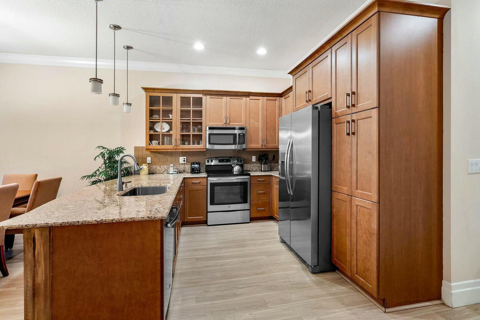 VILLAGGIO ISLES PARCELS - Residential Lease