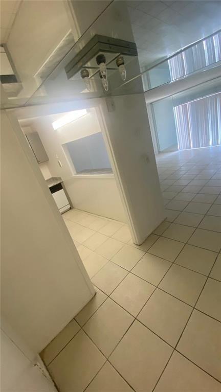 The Manors Of Inverrary I - Residential Lease