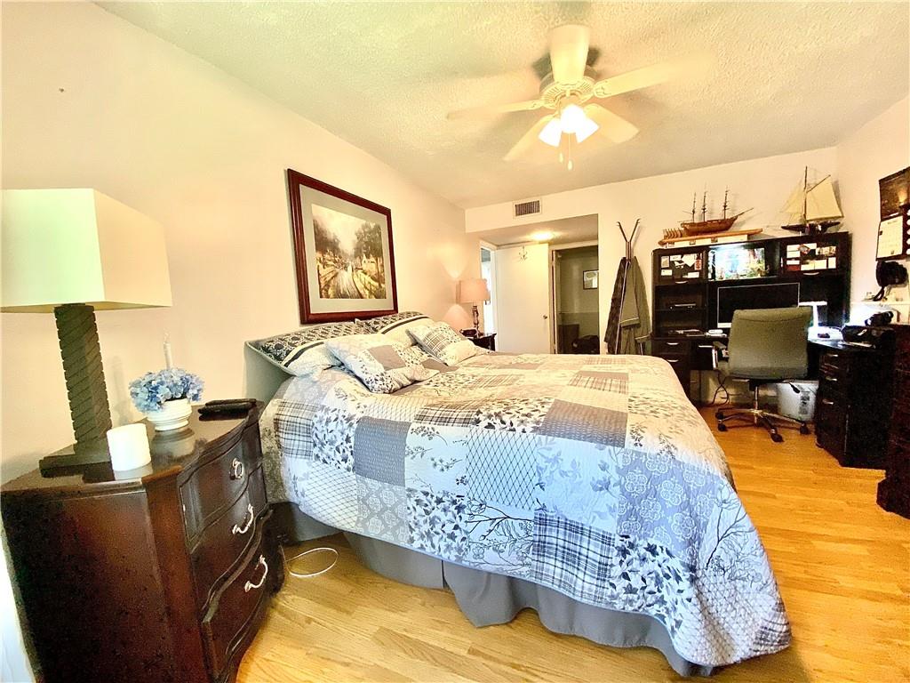 WYNMOOR NASSAU VILLAGE - Residential