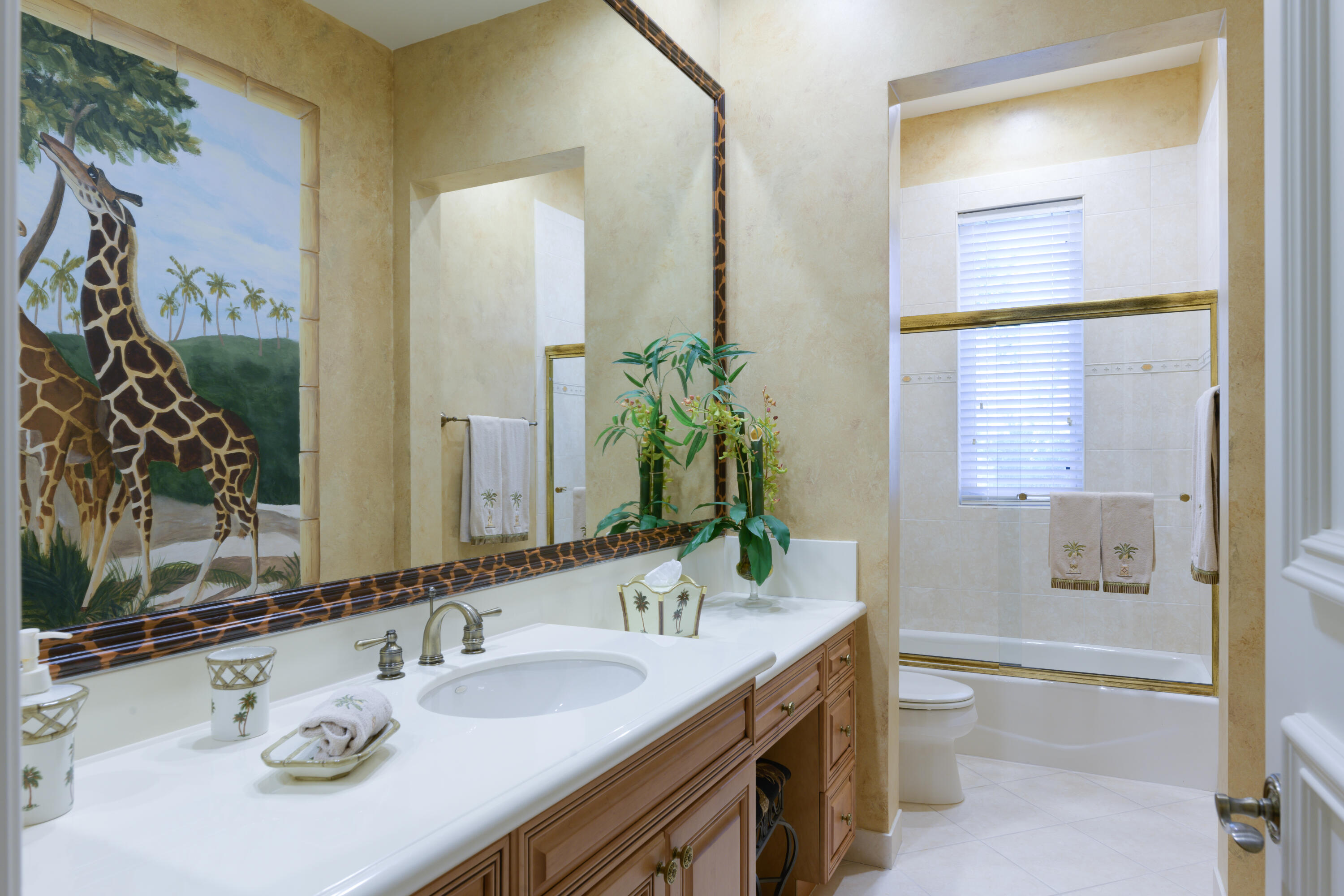 HARBOUR ISLES - Residential