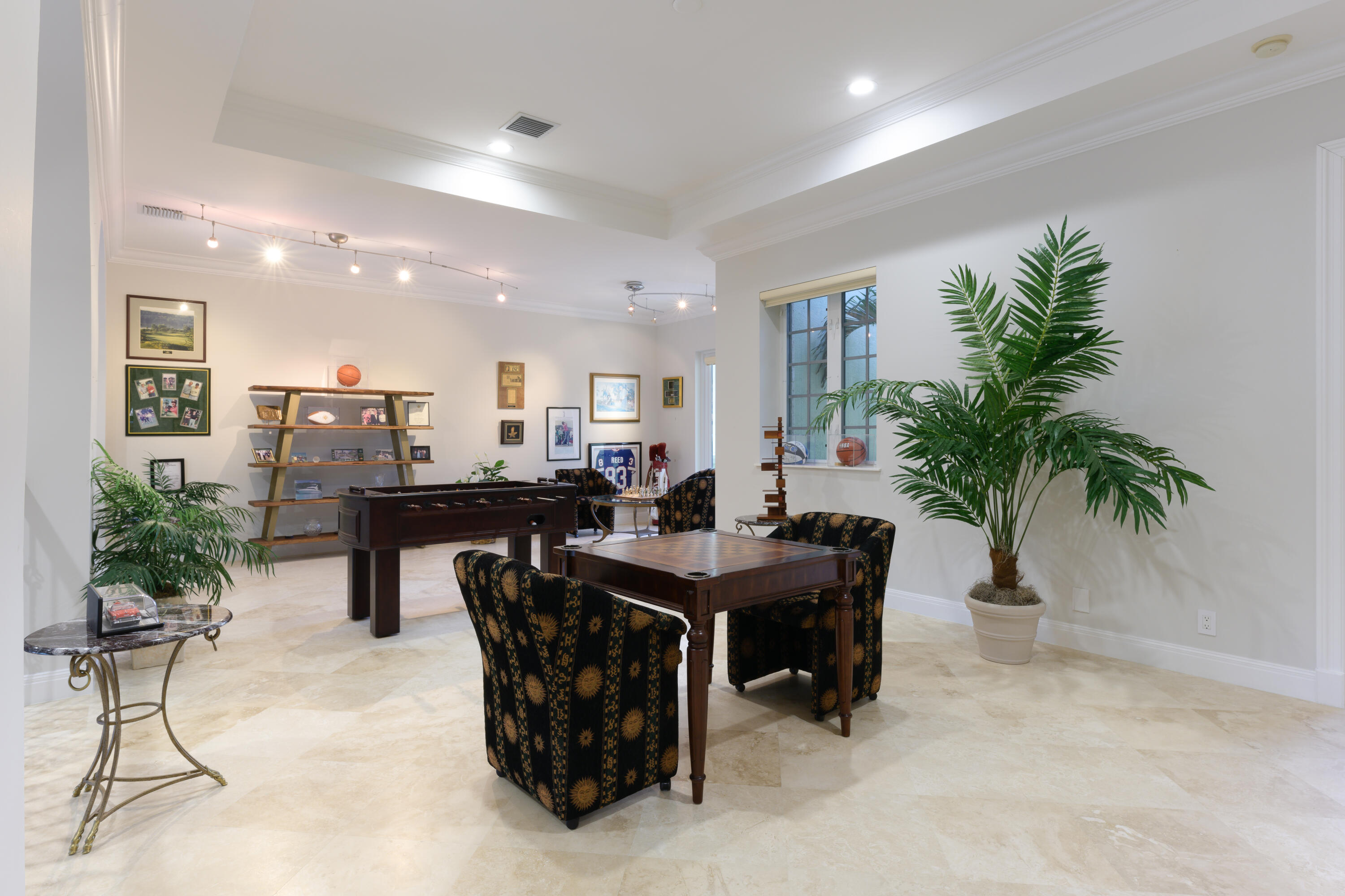 HARBOUR ISLES - Residential