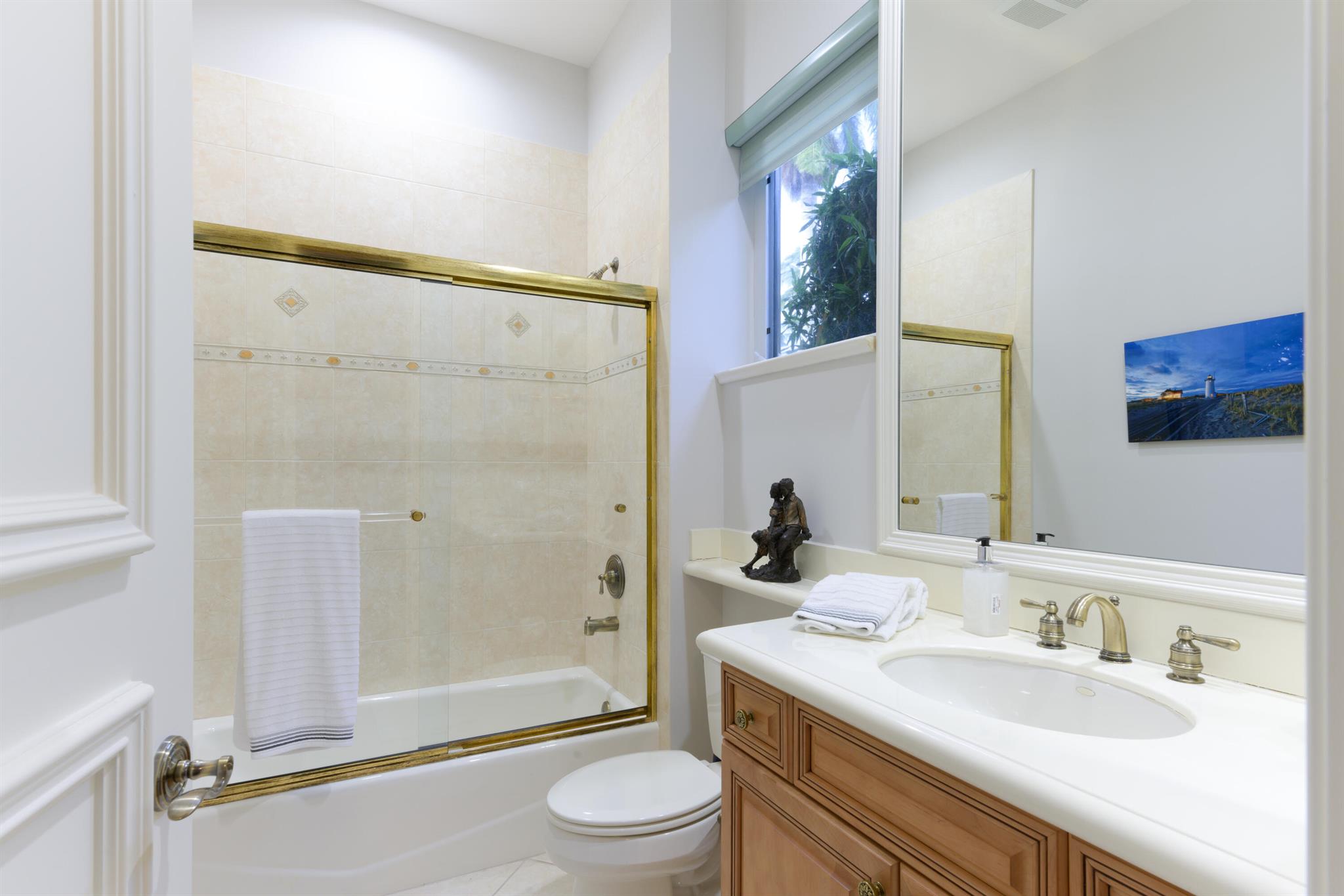 HARBOUR ISLES - Residential