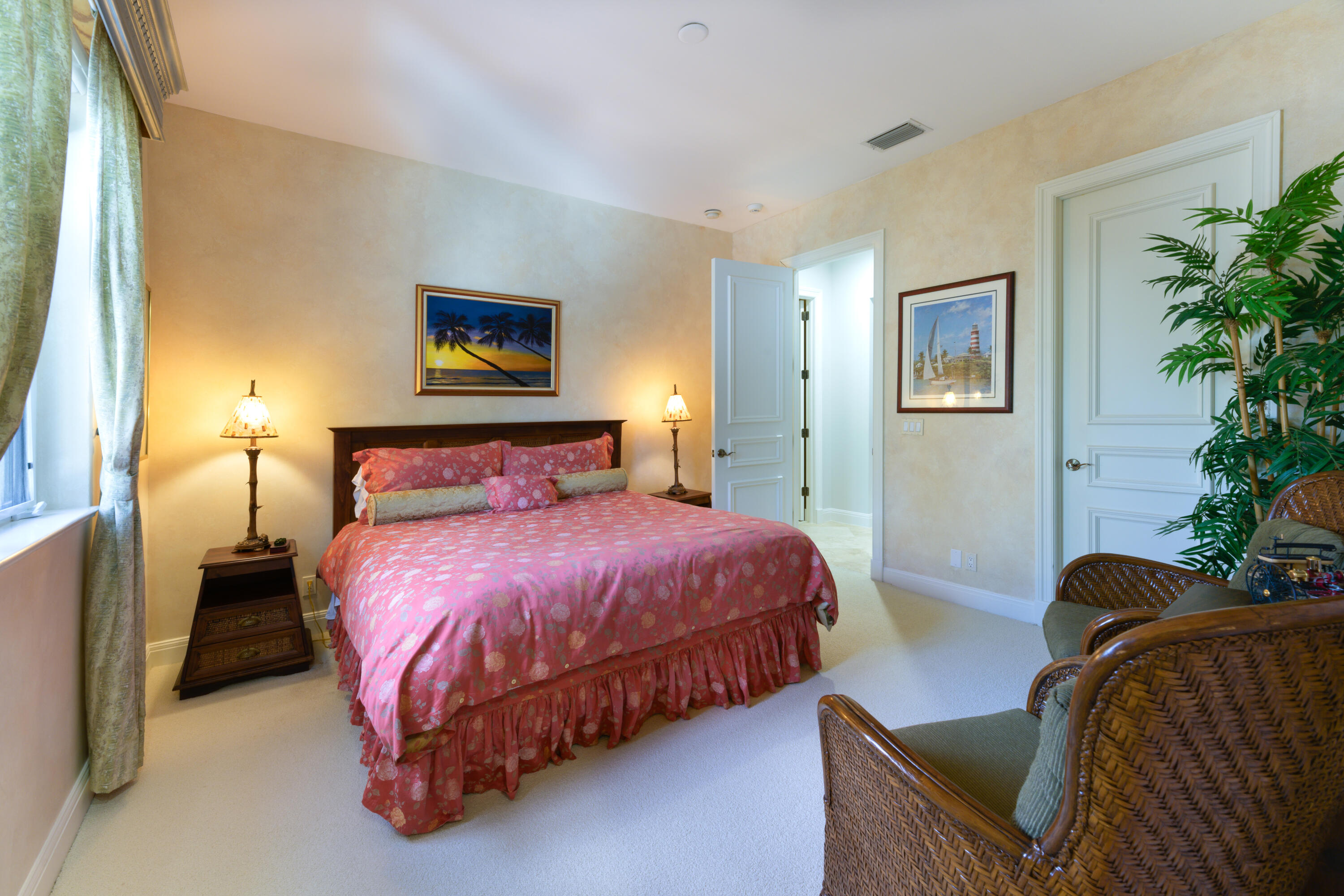 HARBOUR ISLES - Residential