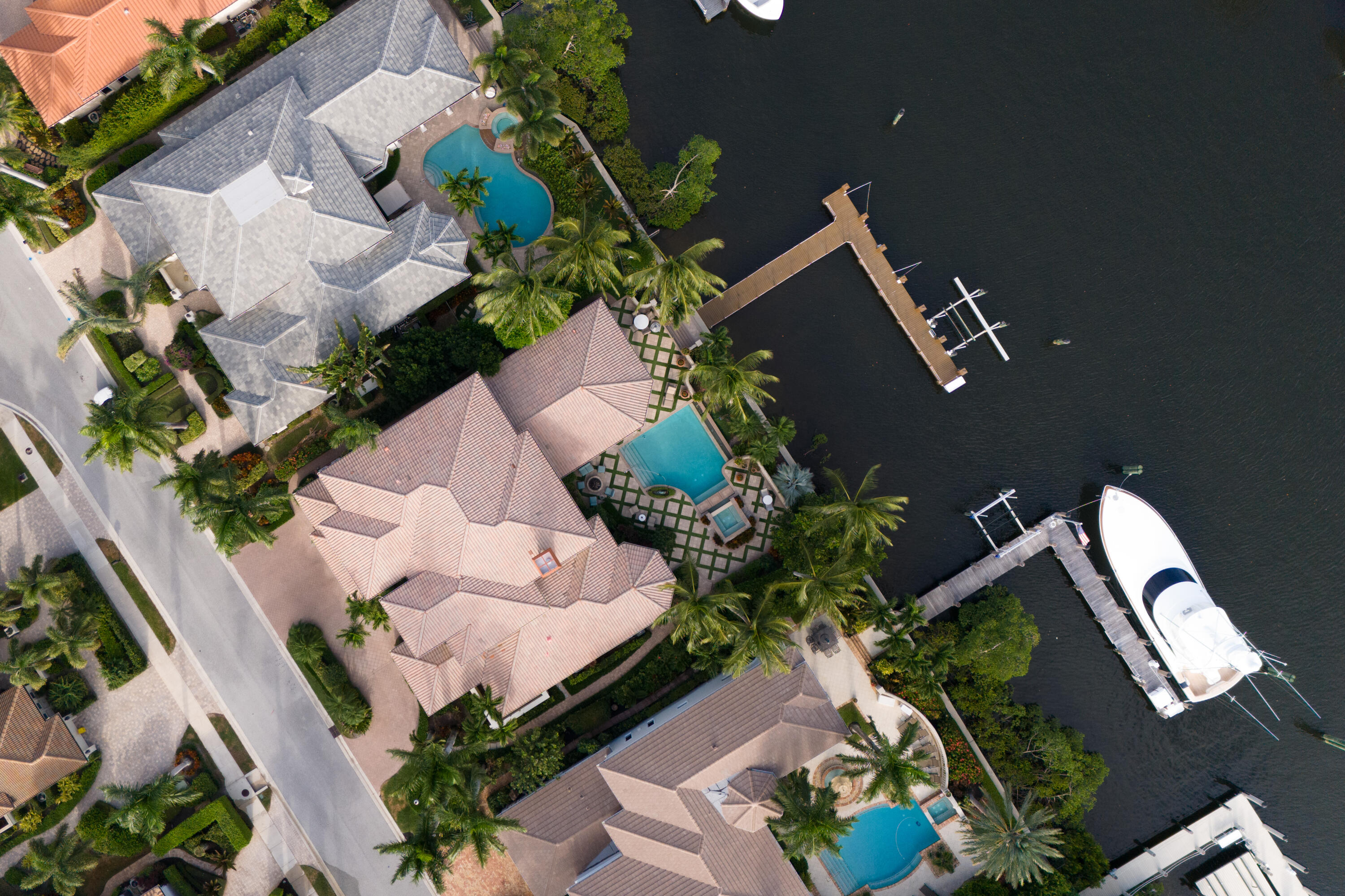 HARBOUR ISLES - Residential