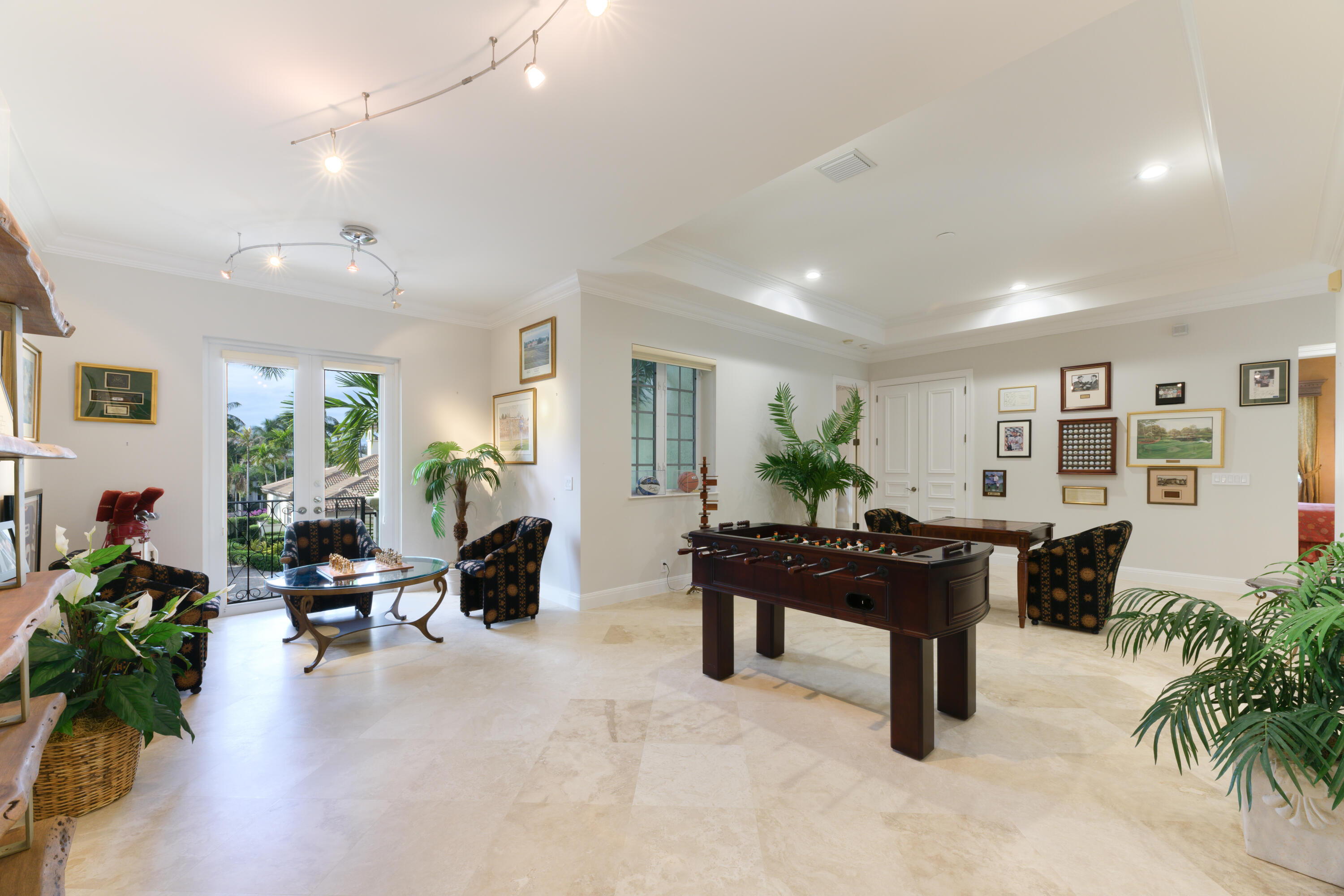 HARBOUR ISLES - Residential