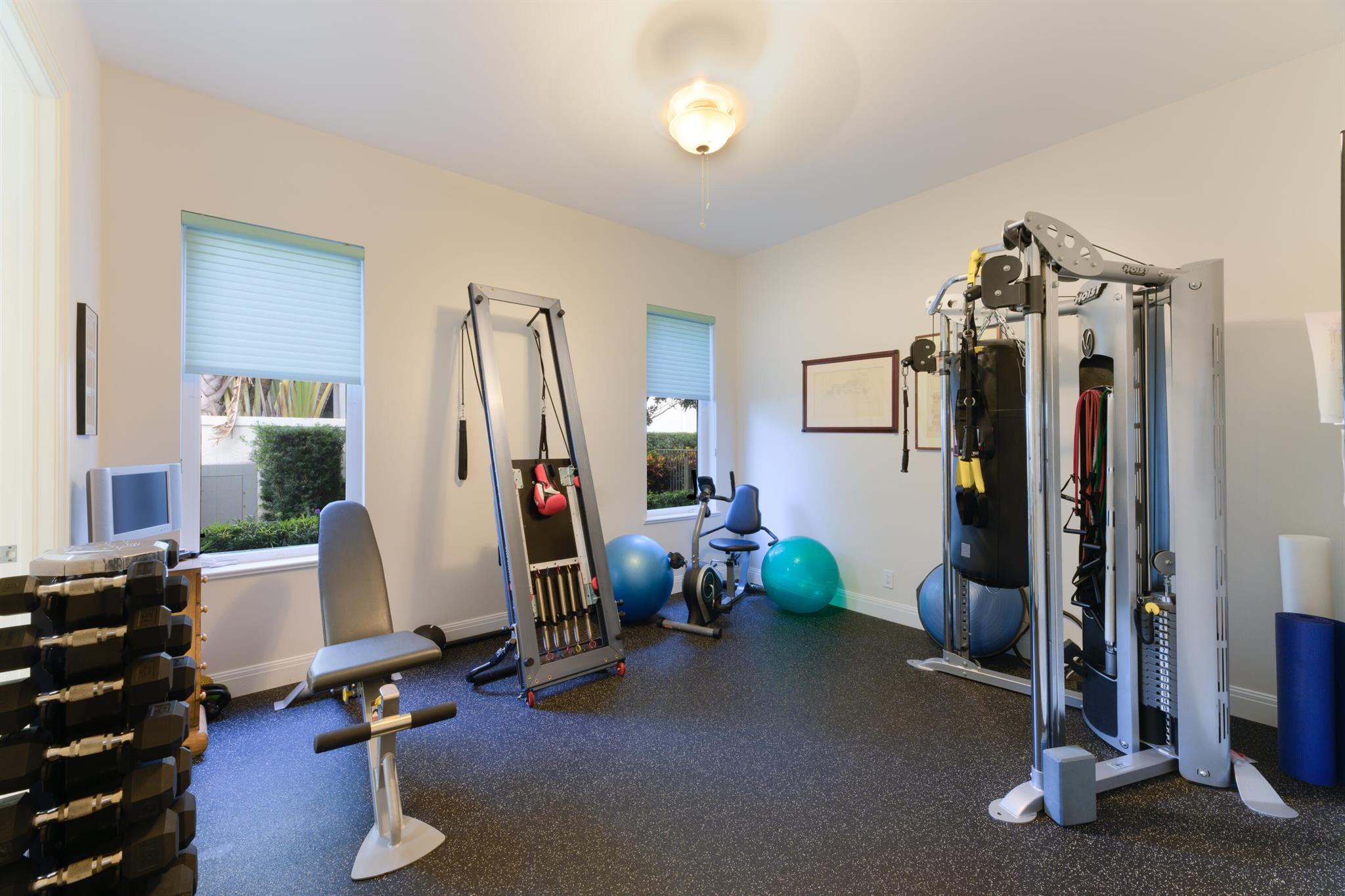 HARBOUR ISLES - Residential