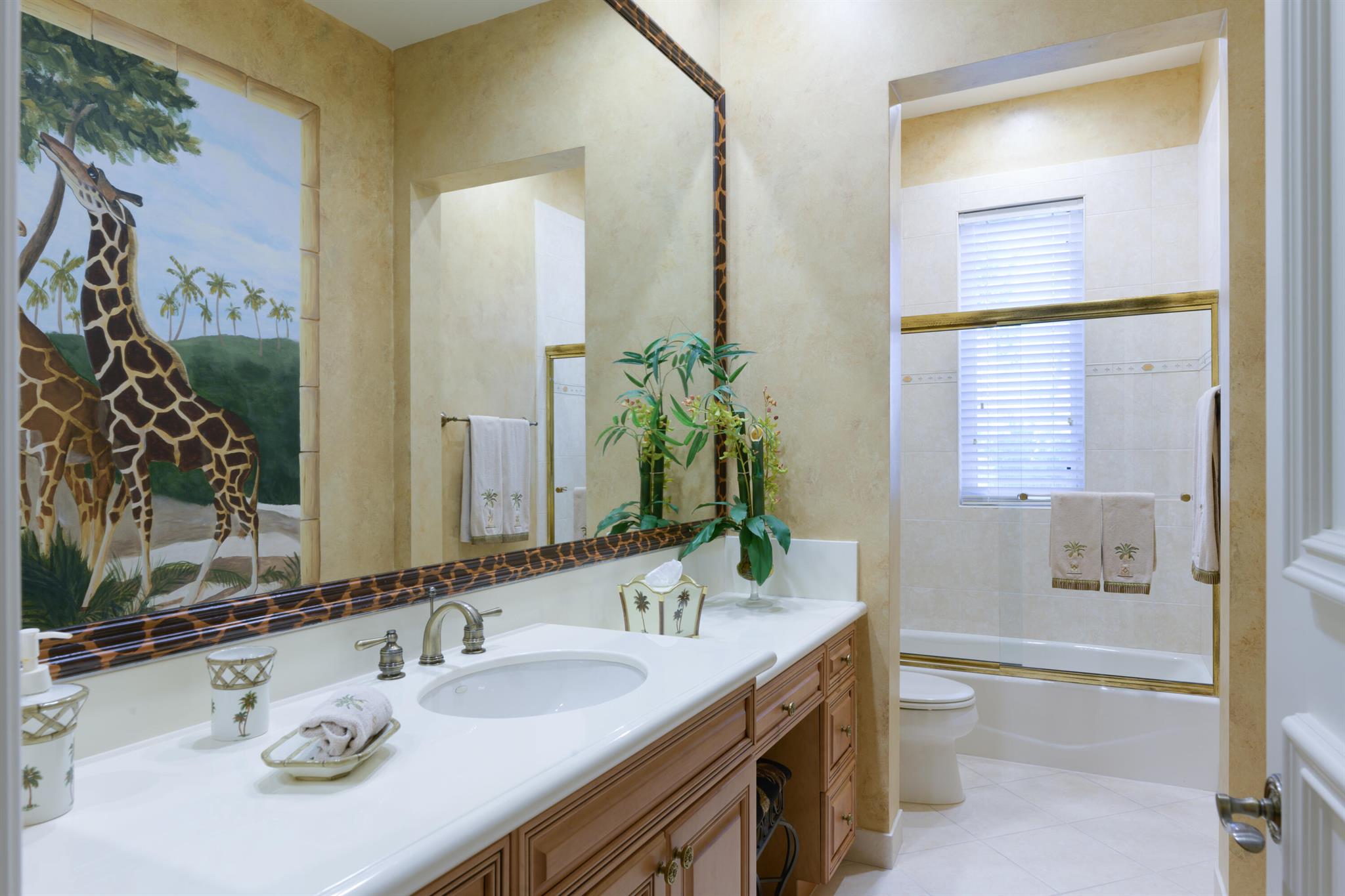 HARBOUR ISLES - Residential