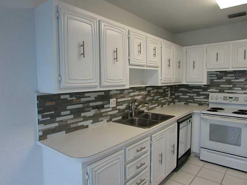 Boca Lakes Condo - Residential Lease