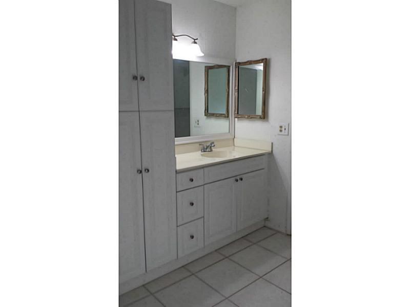 Boca Lakes Condo - Residential Lease