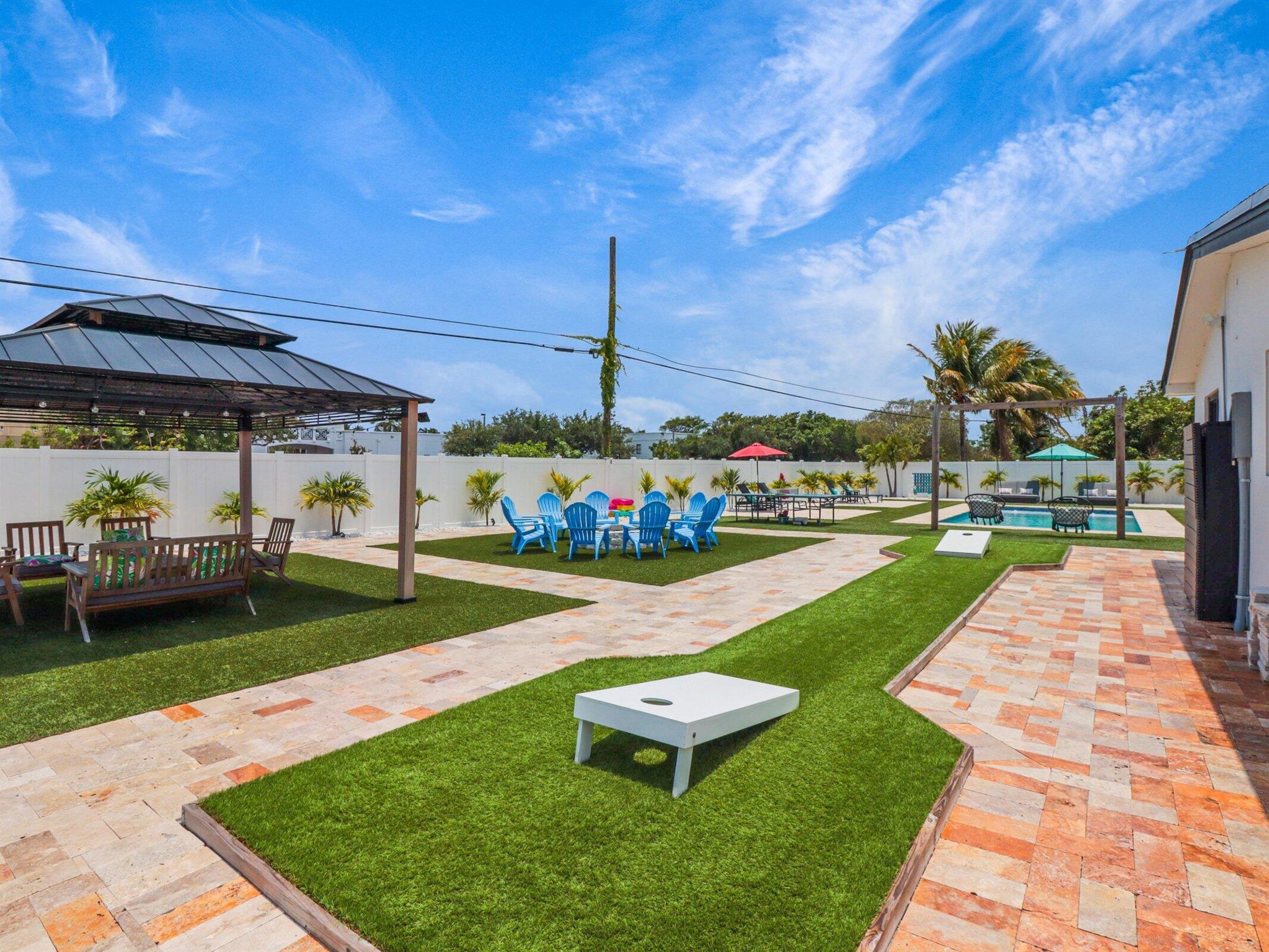 S/D OF 9-46-43 IN - Residential Income