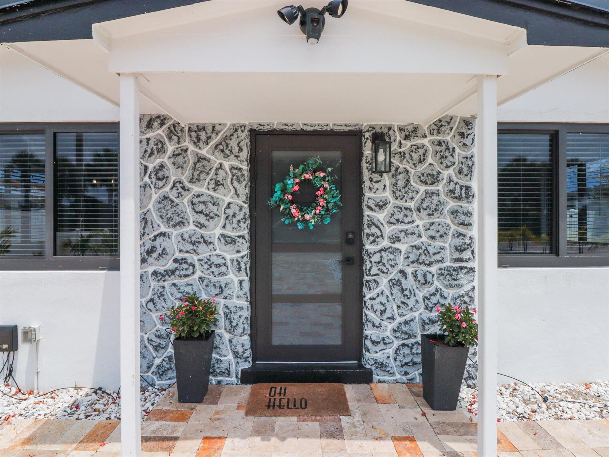 S/D OF 9-46-43 IN - Residential Income