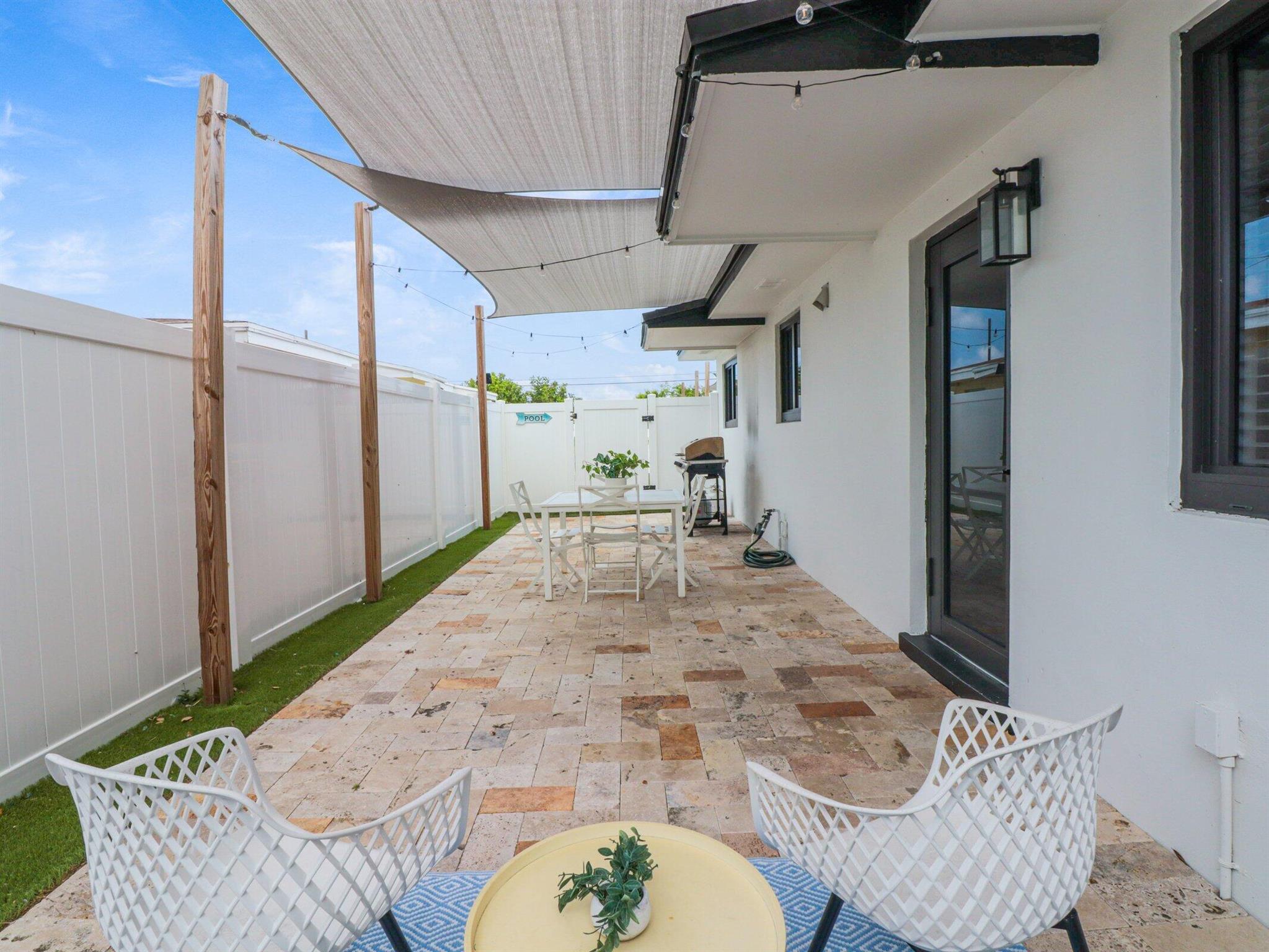 S/D OF 9-46-43 IN - Residential Income