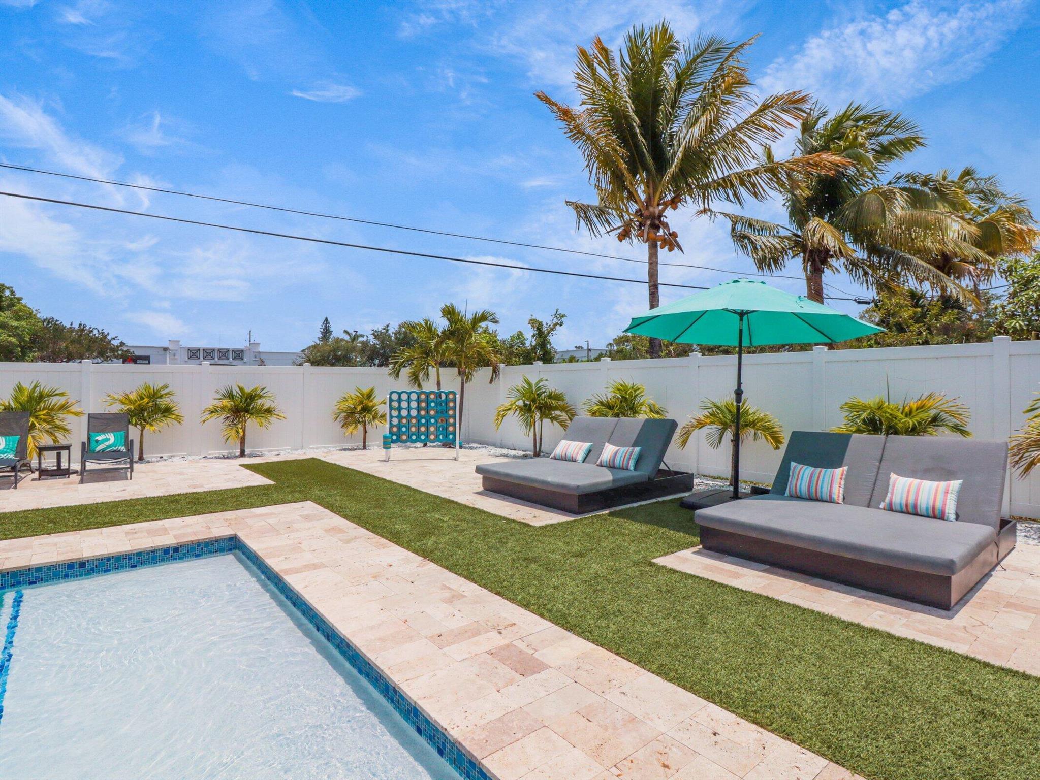 S/D OF 9-46-43 IN - Residential Income