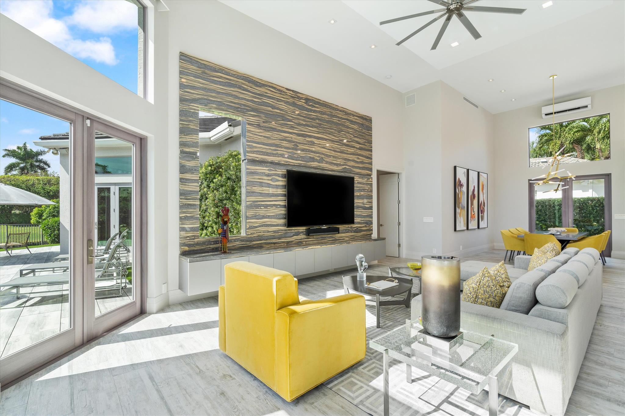 ROYAL HIDDEN COVE / POLO - Residential