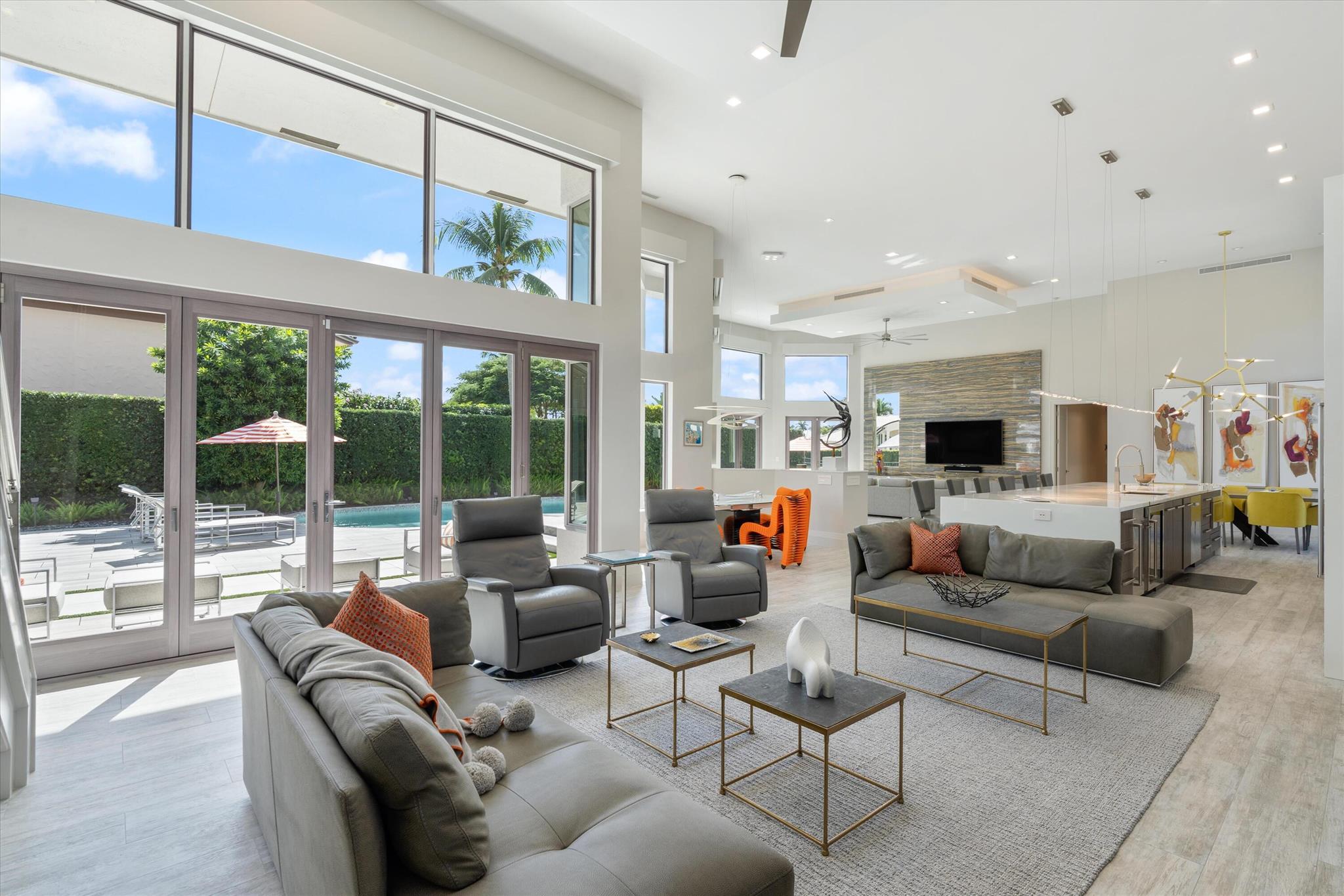 ROYAL HIDDEN COVE / POLO - Residential