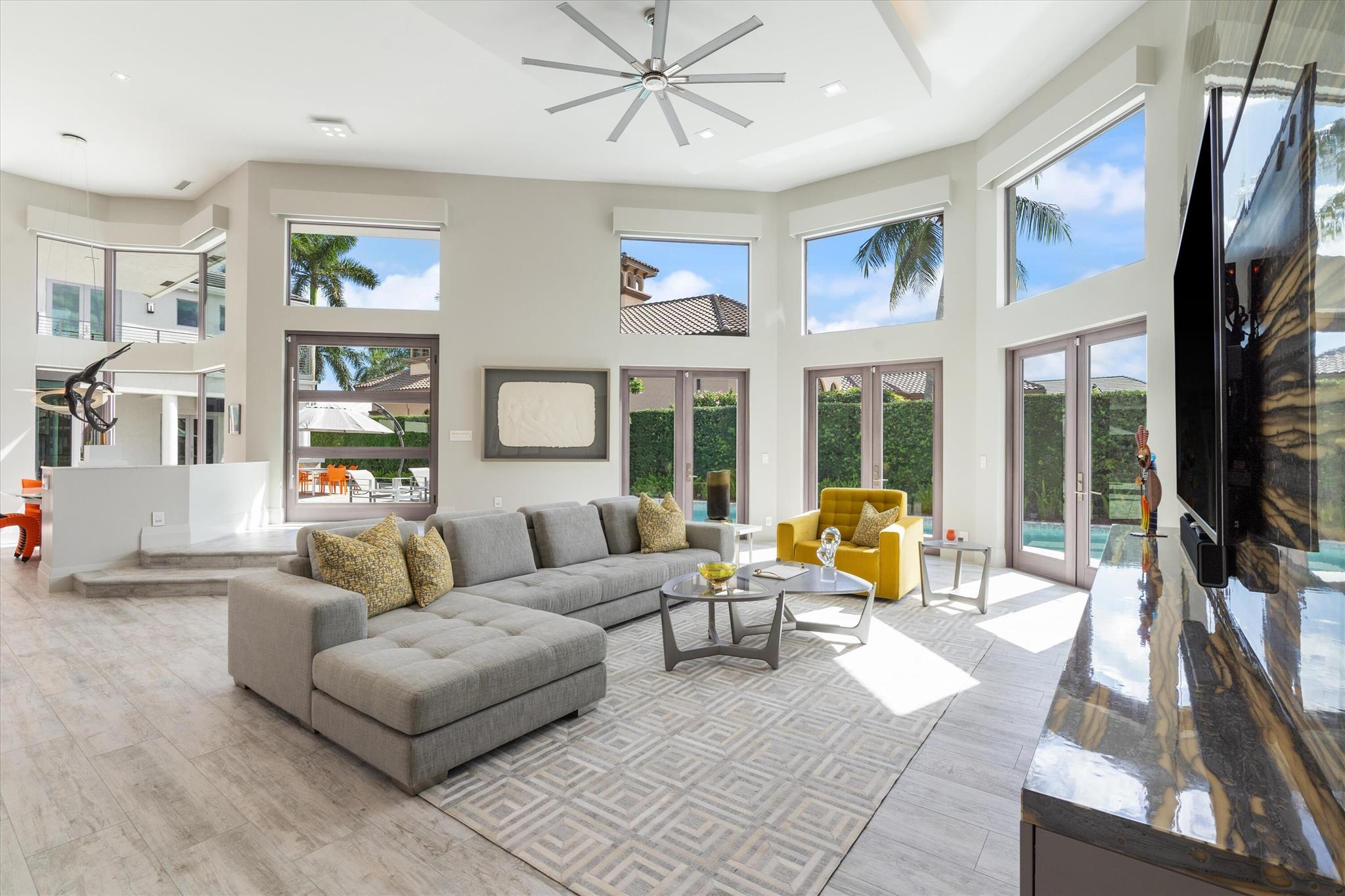 ROYAL HIDDEN COVE / POLO - Residential