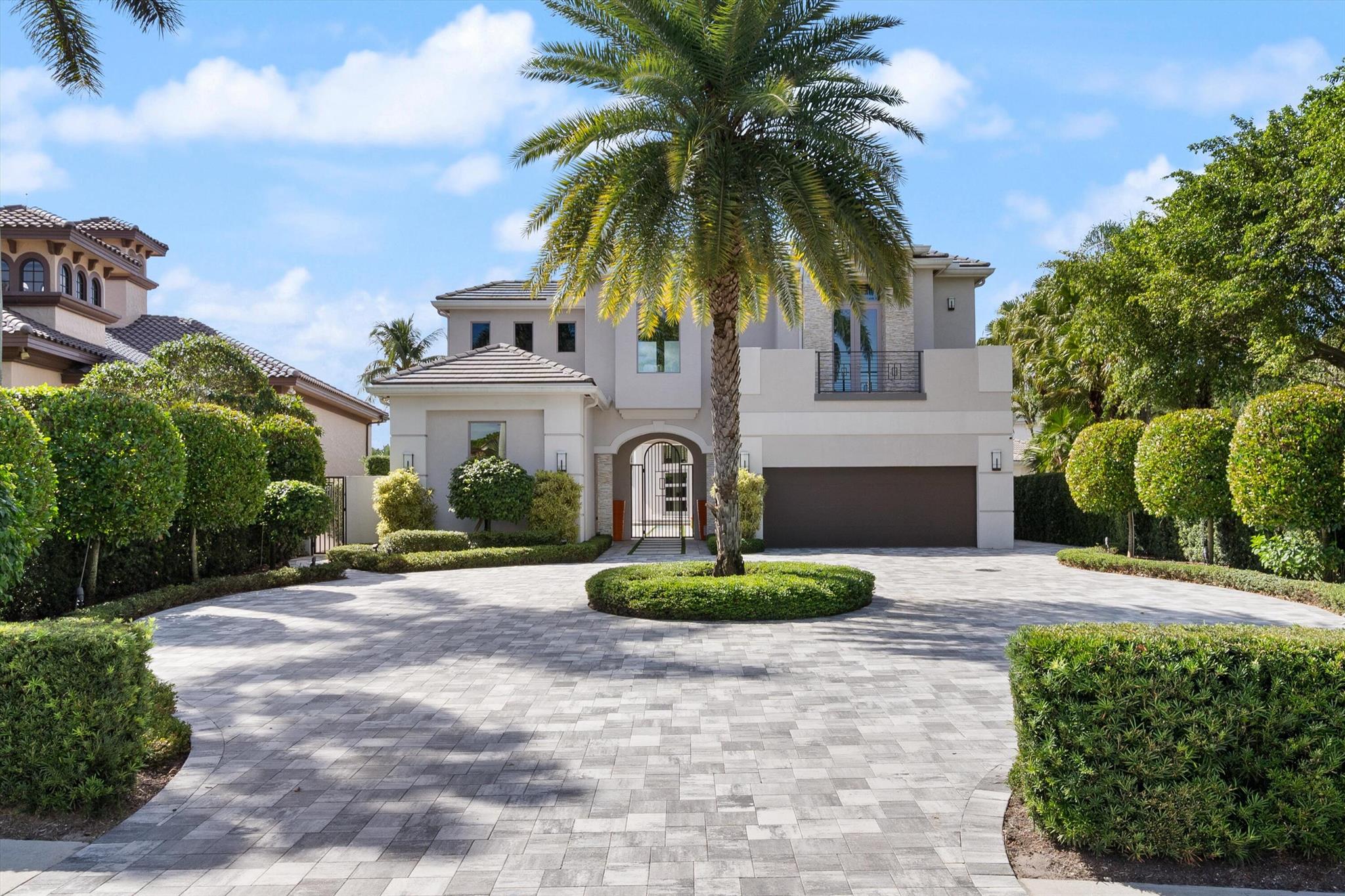 ROYAL HIDDEN COVE / POLO - Residential