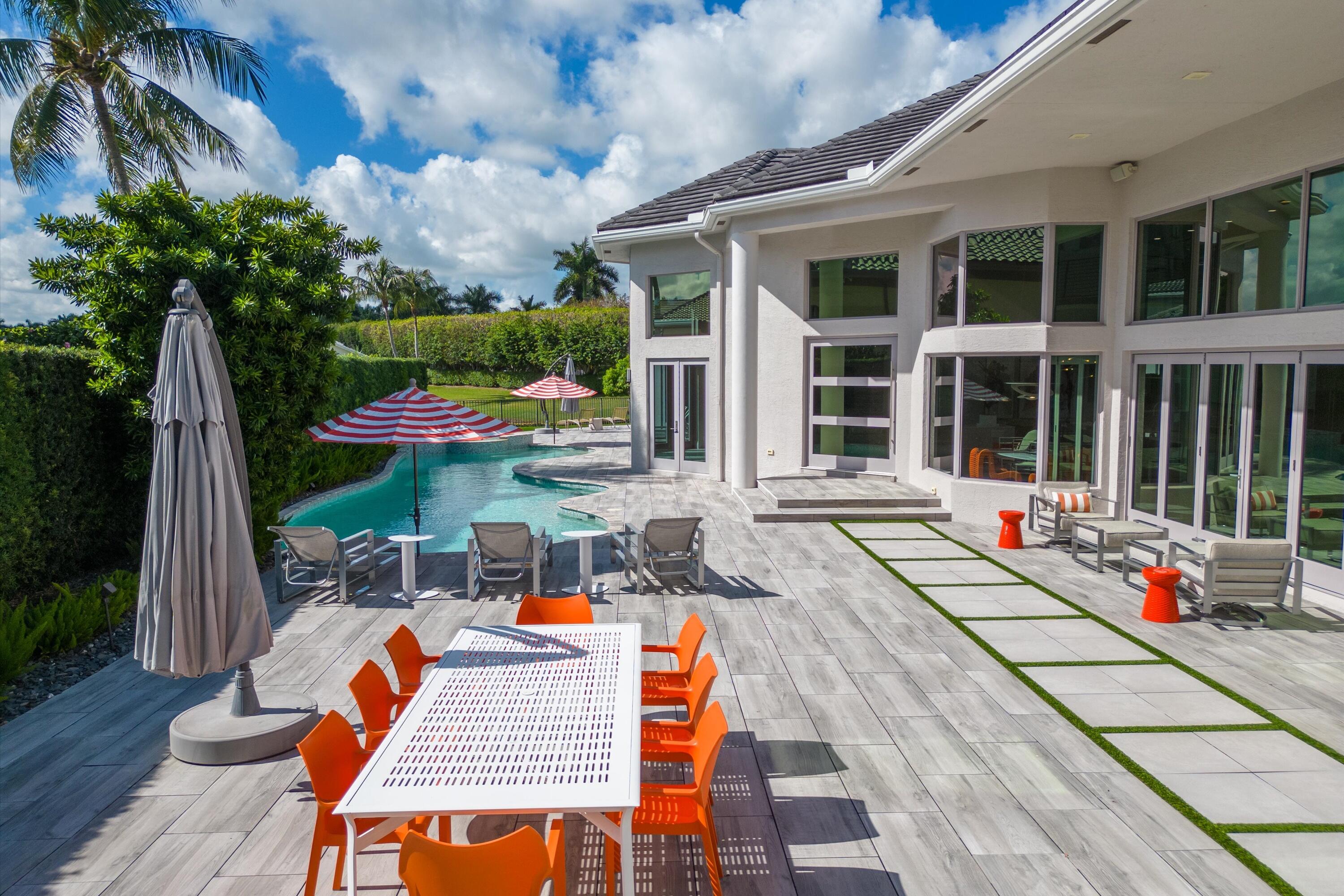 ROYAL HIDDEN COVE / POLO CLUB - Residential