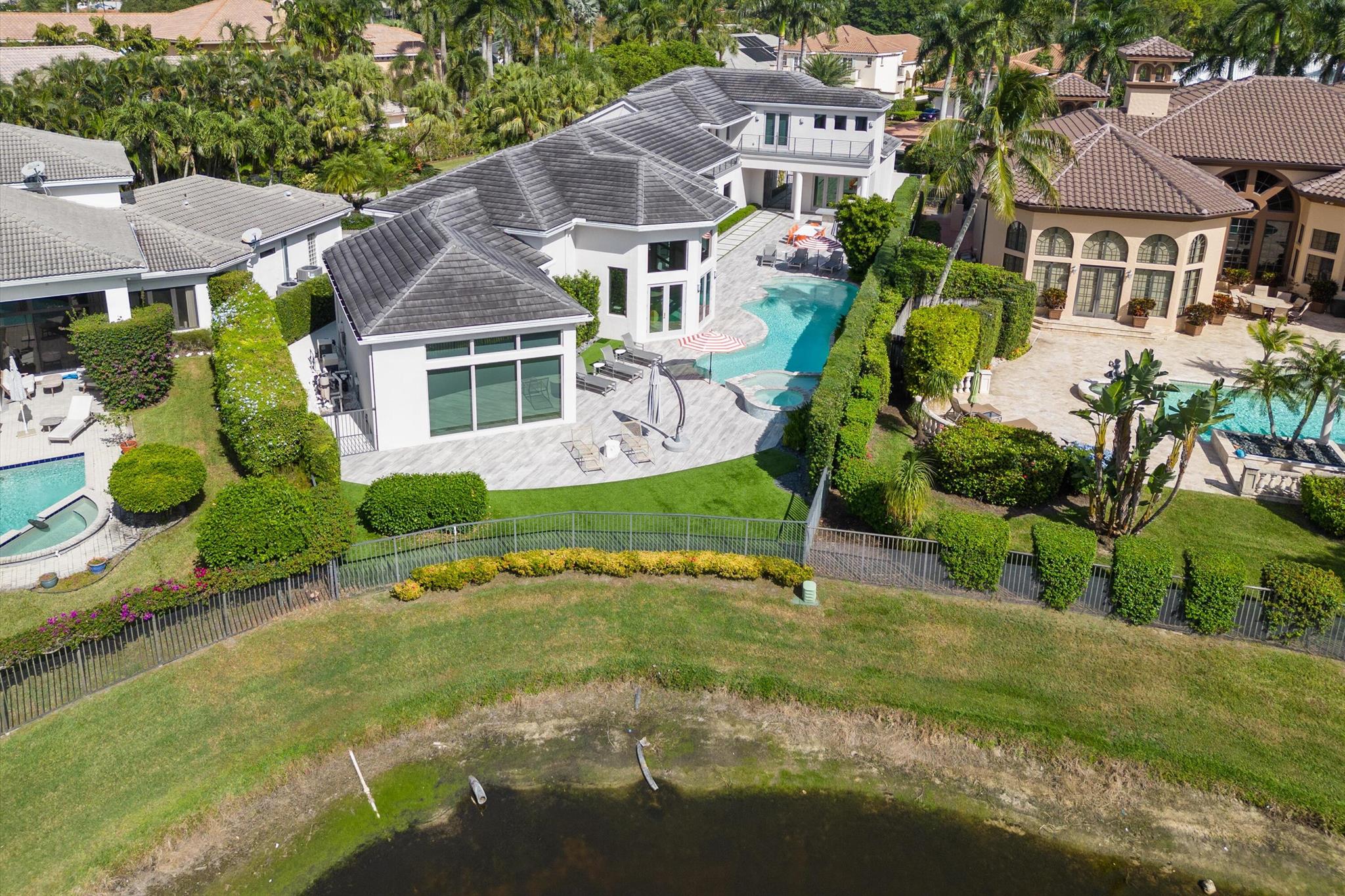 ROYAL HIDDEN COVE / POLO - Residential