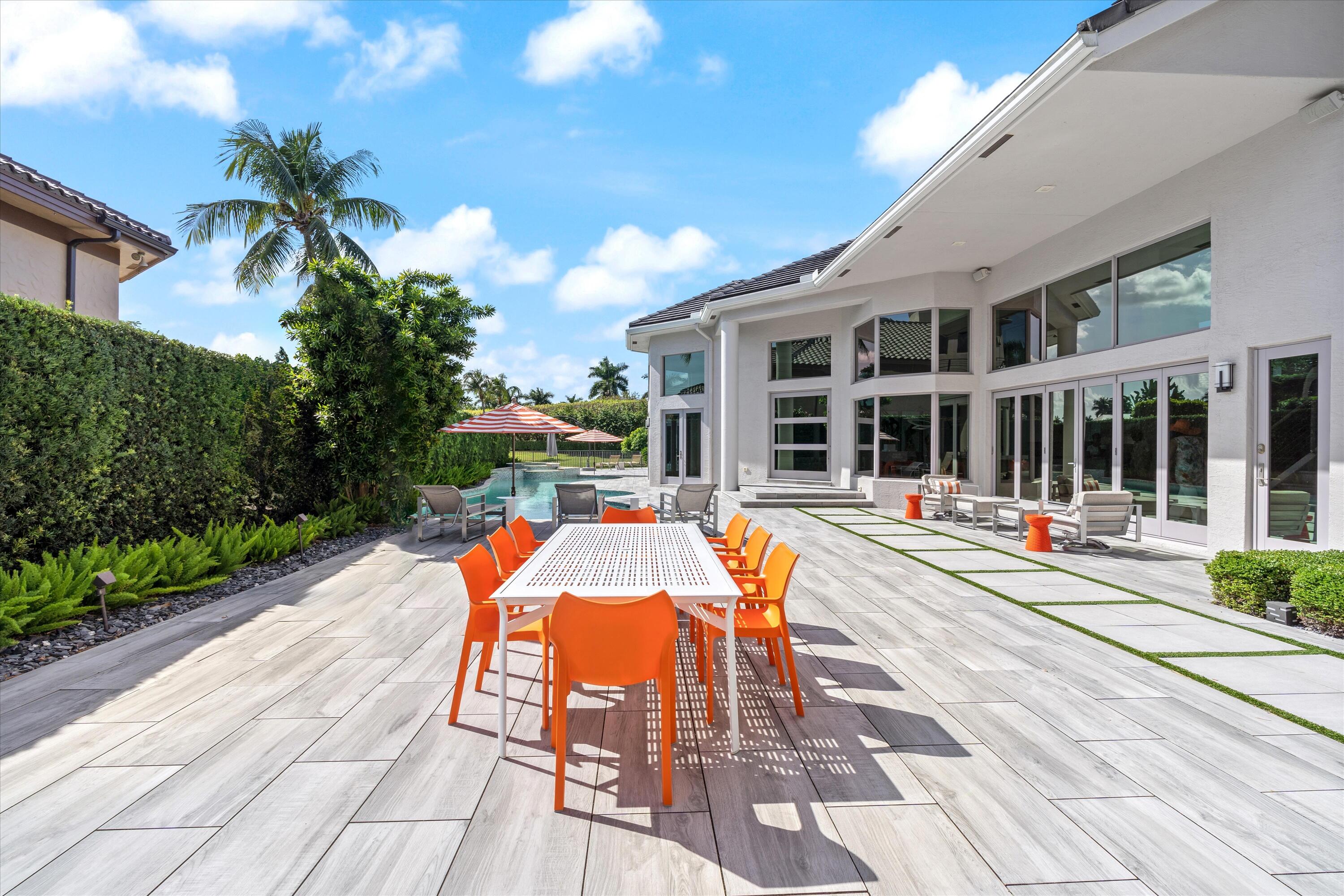 ROYAL HIDDEN COVE / POLO CLUB - Residential