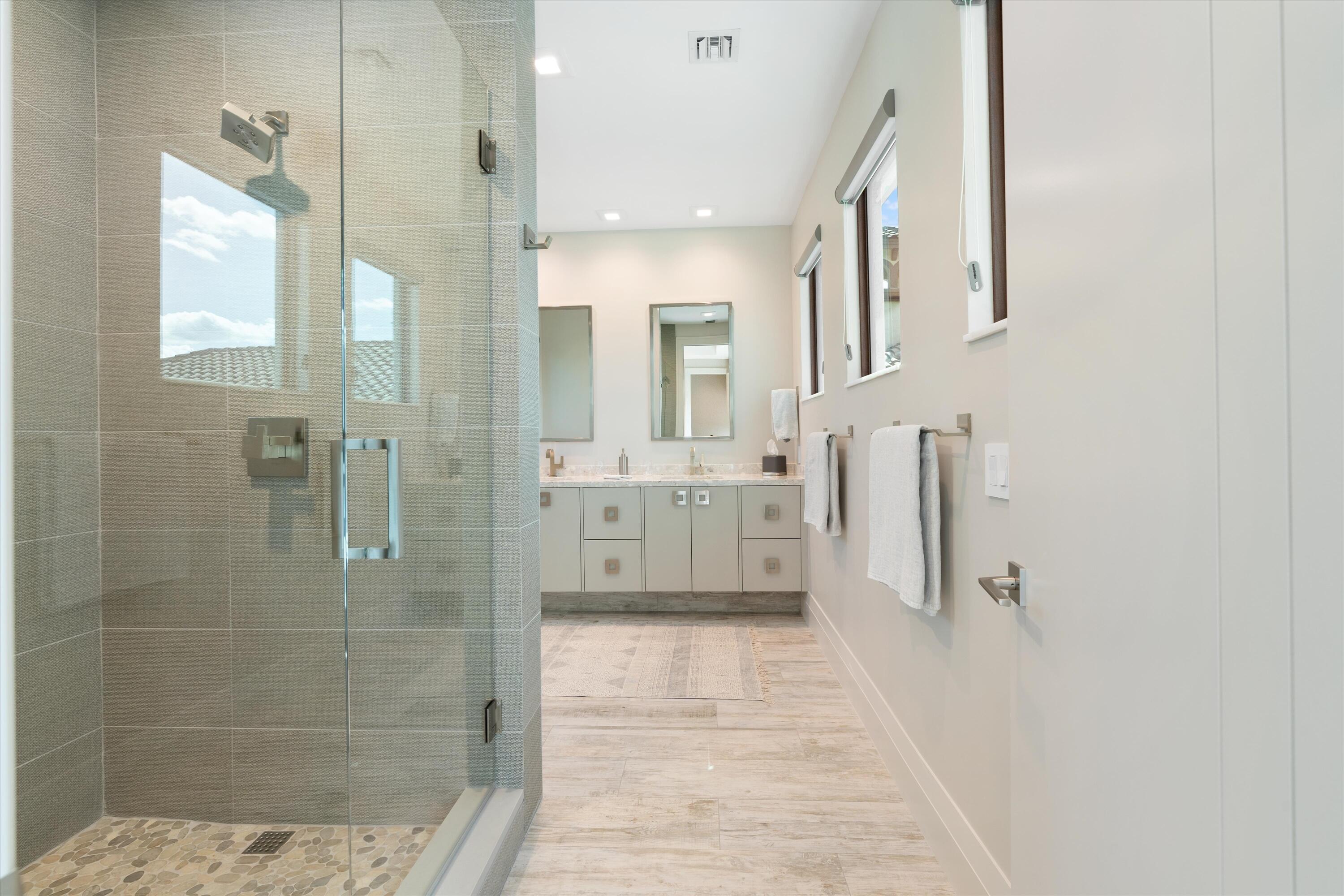 ROYAL HIDDEN COVE / POLO CLUB - Residential