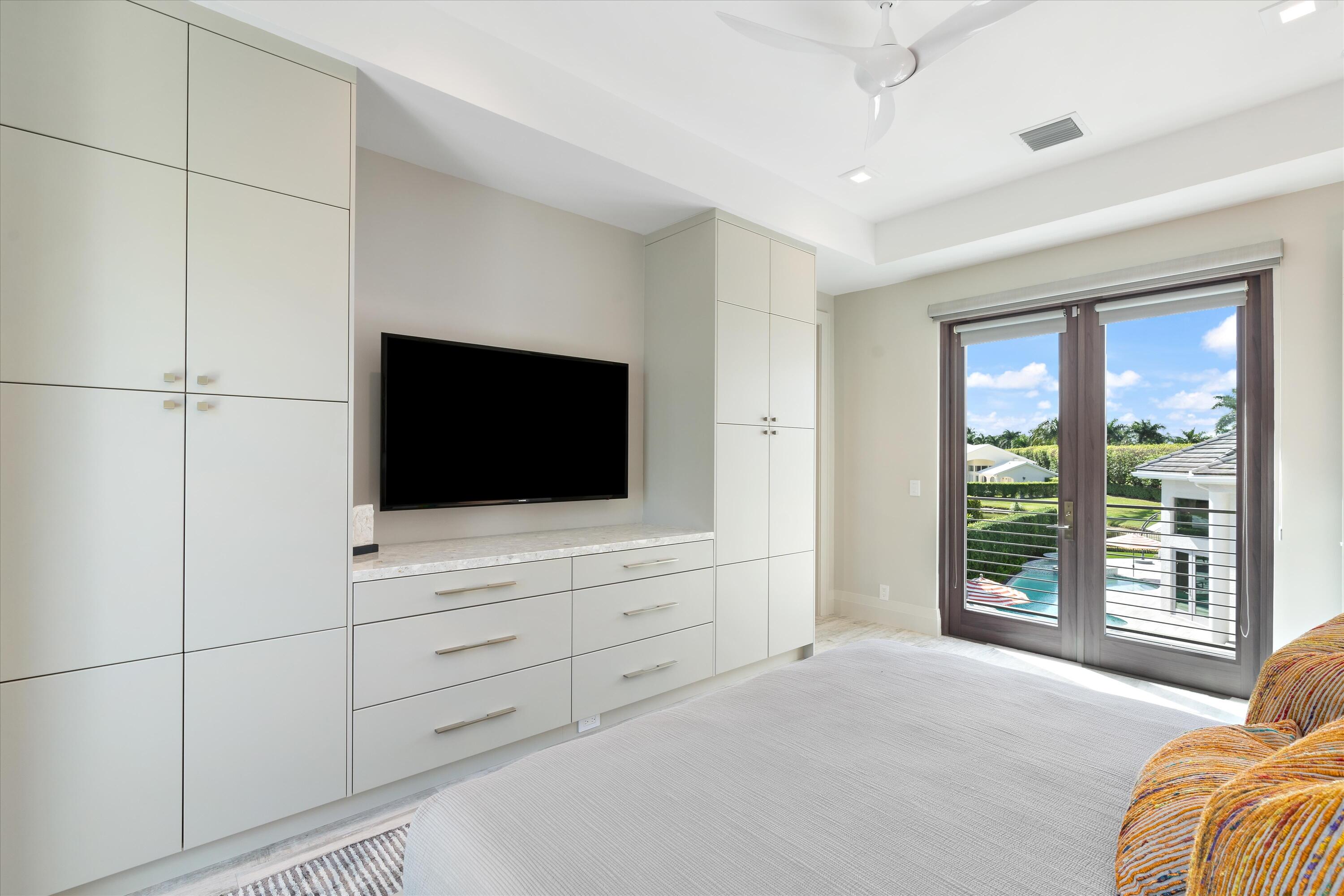 ROYAL HIDDEN COVE / POLO CLUB - Residential