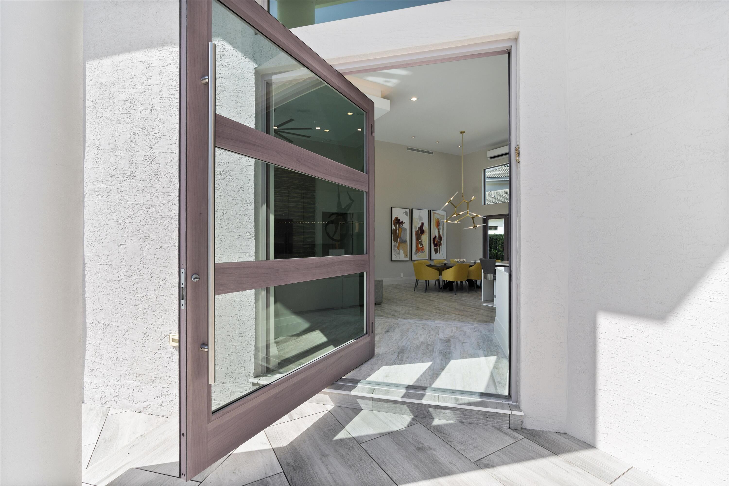 ROYAL HIDDEN COVE / POLO CLUB - Residential