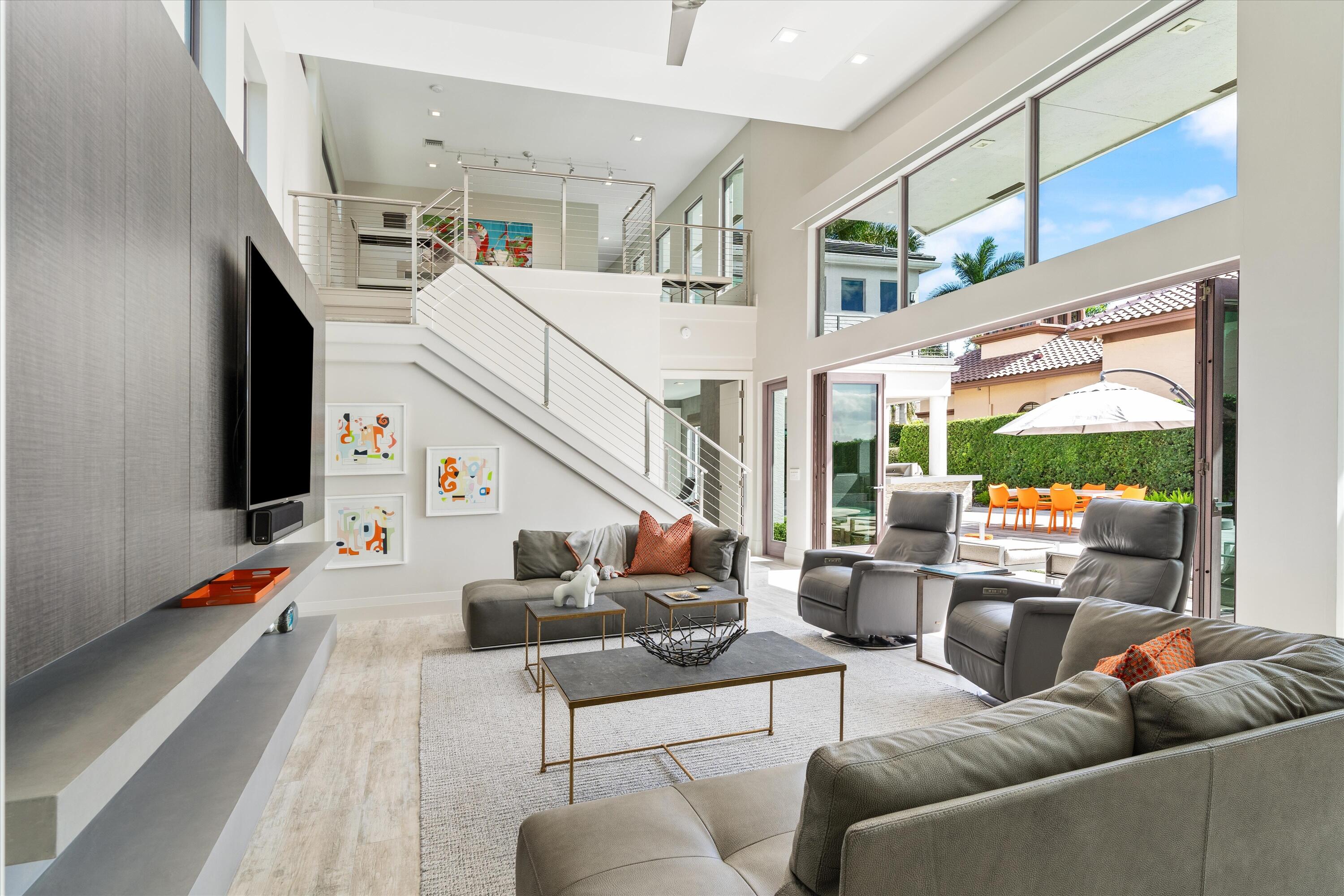 ROYAL HIDDEN COVE / POLO CLUB - Residential