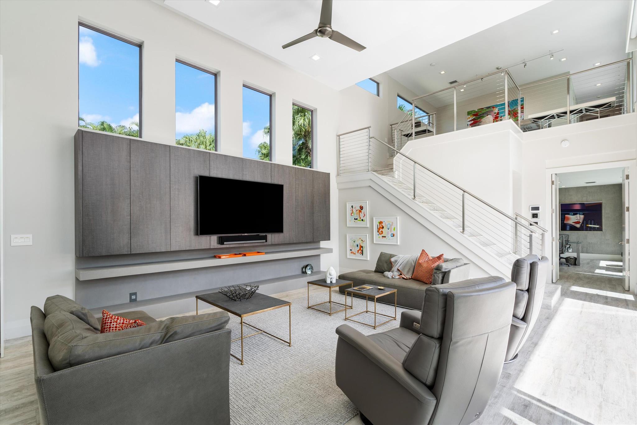 ROYAL HIDDEN COVE / POLO - Residential