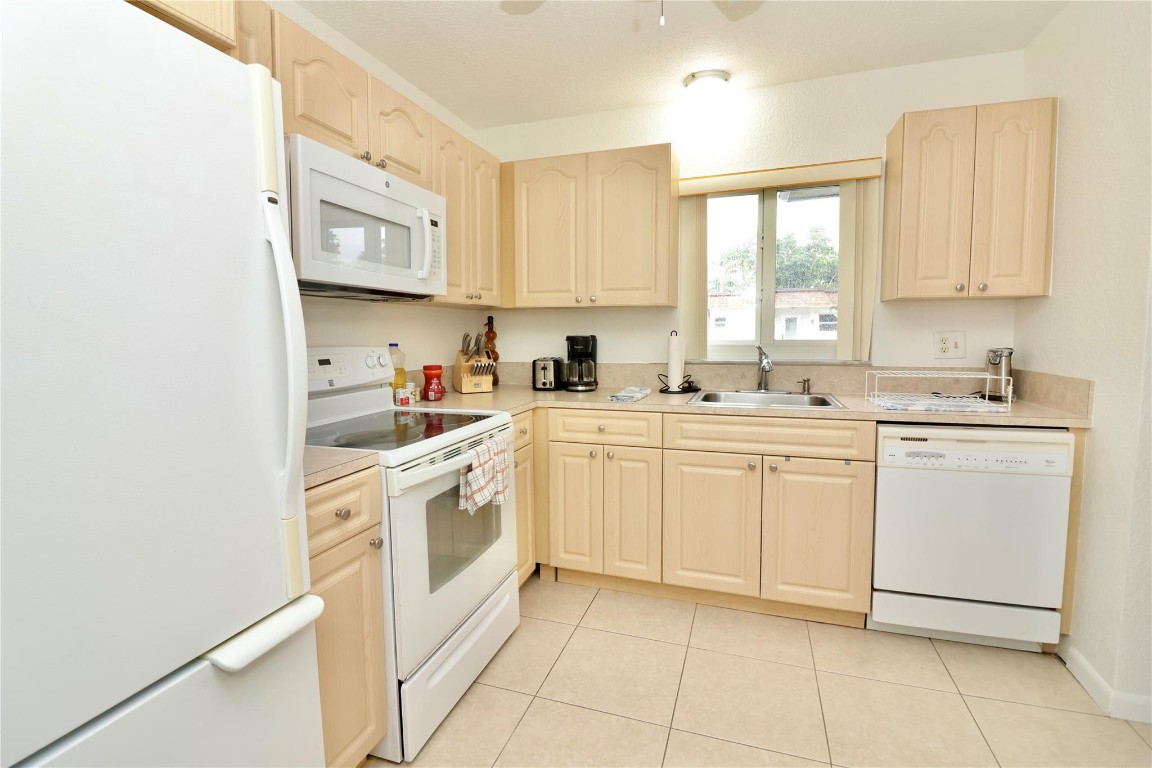 419 SW Natura Avenue B