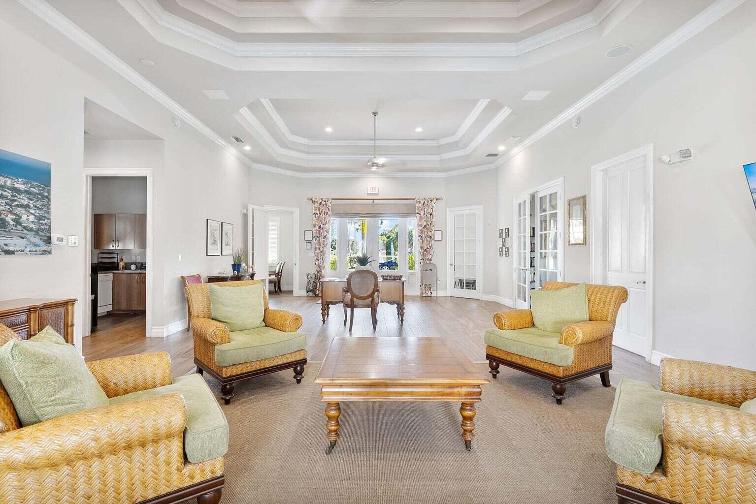 PINEAPPLE GROVE VILLAGE CONDO - Residential