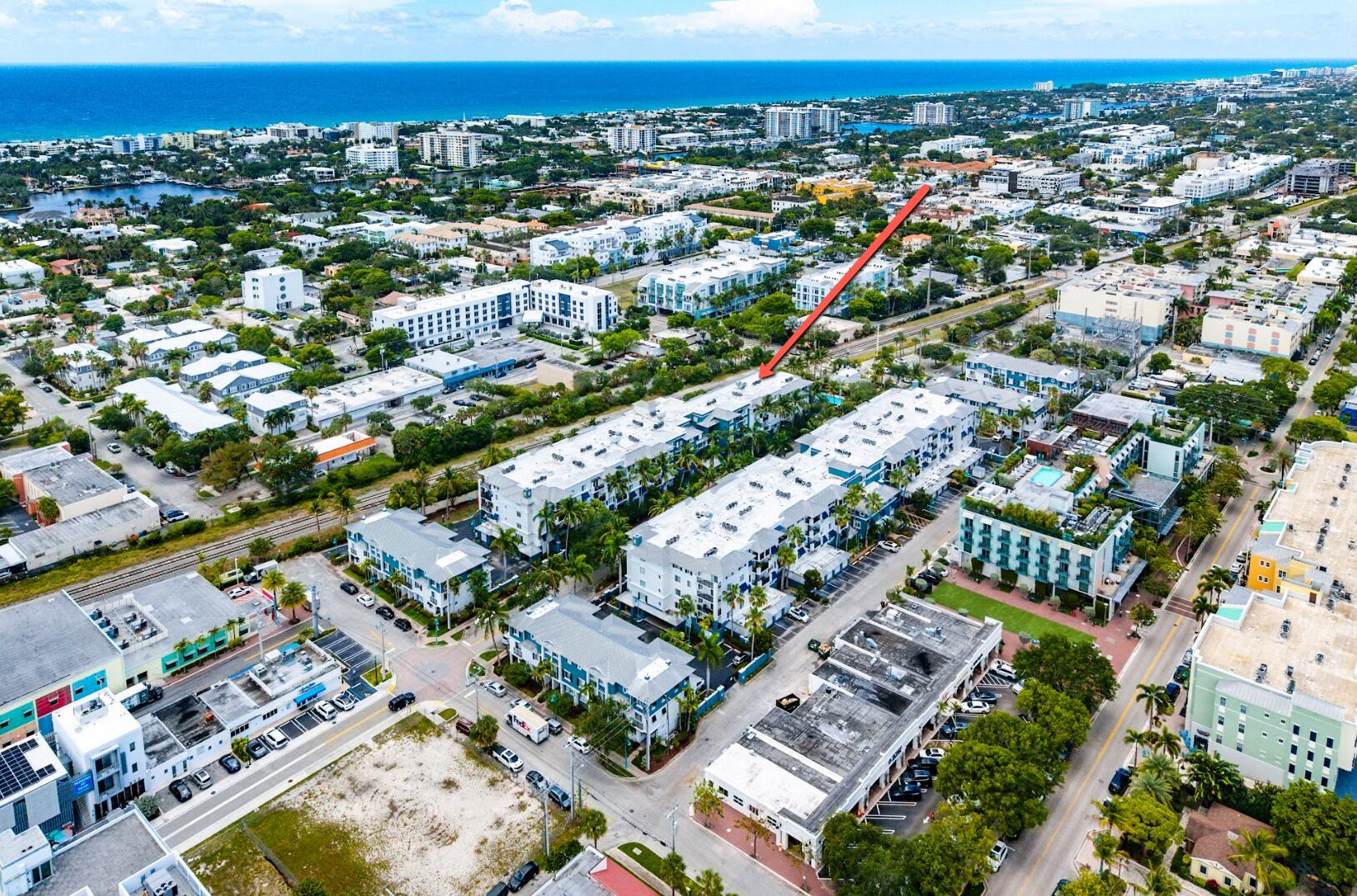 PINEAPPLE GROVE VILLAGE CONDO - Residential