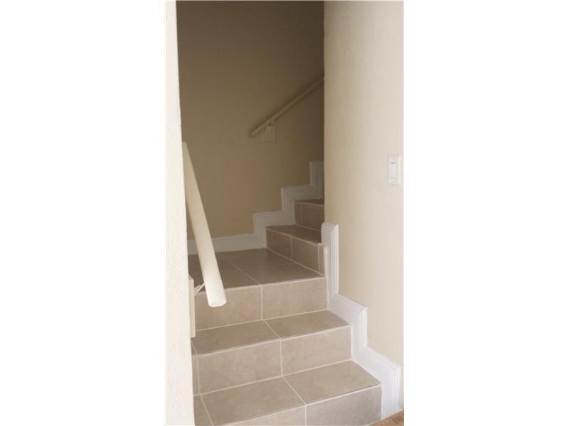 CLOVERLEAF GARDENS SEC 2 - Residential Lease